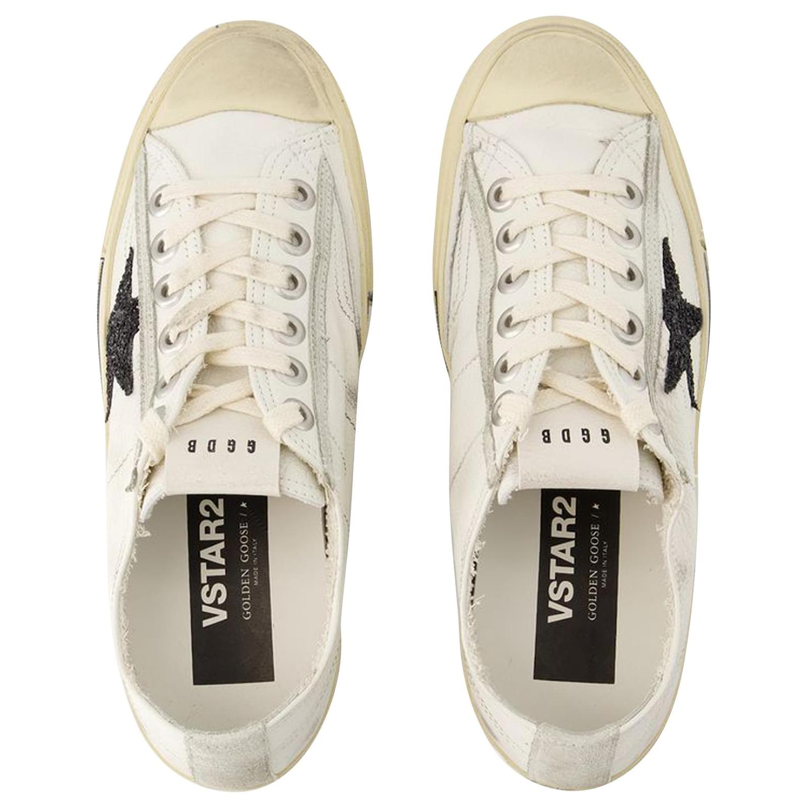 スニーカー Golden  Deluxe Brand White Leather V-Star 2 Sneakers V-Star 2 leather sneakers in white - Golden Goose | Mytheresa
