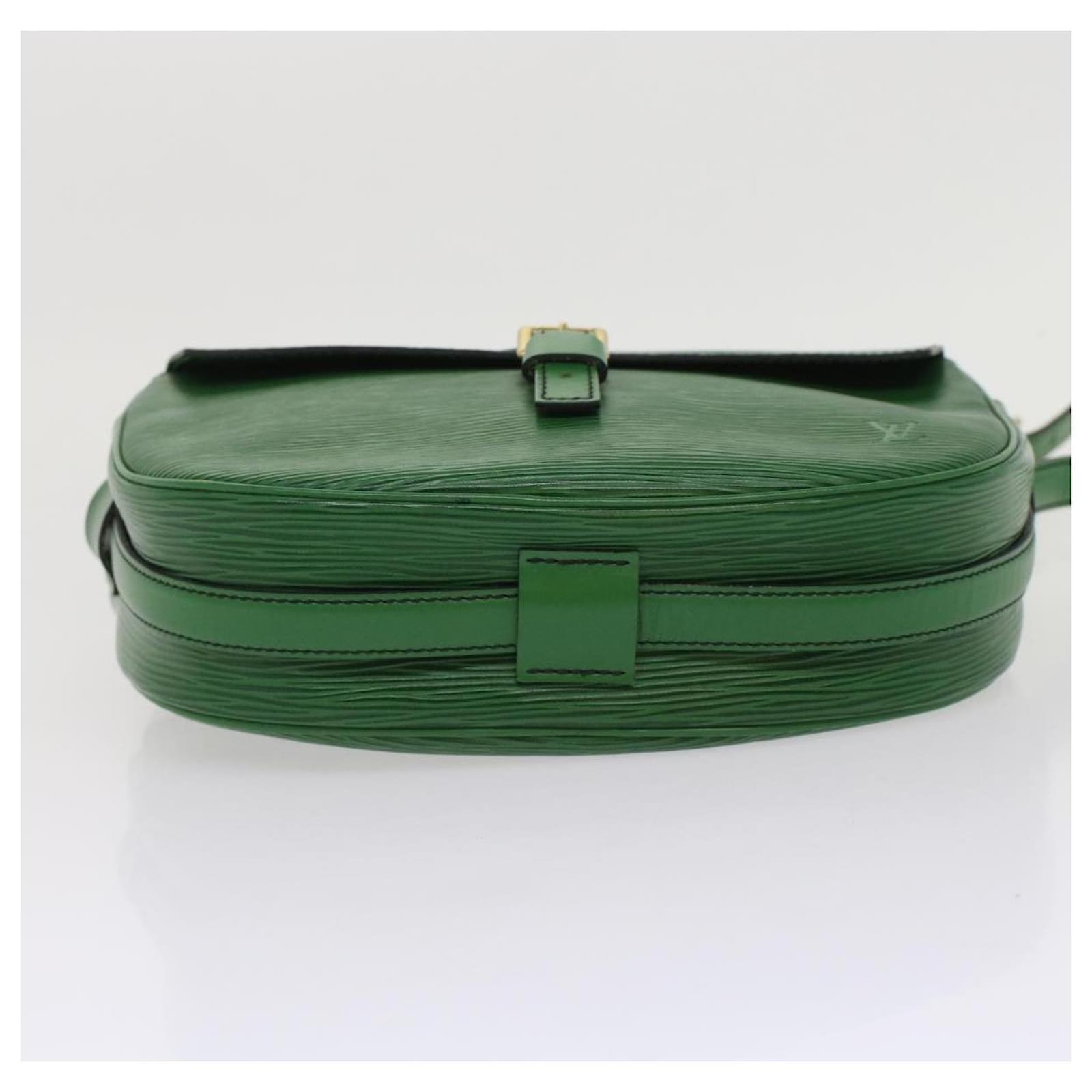 LOUIS VUITTON Epi June Feuille Shoulder Bag Green M52154 LV Auth th1642  Leather ref.375575 - Joli Closet