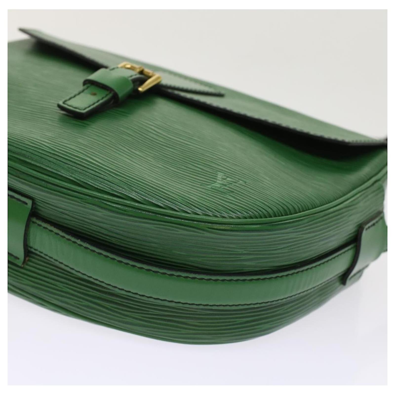 LOUIS VUITTON Epi June Feuille Shoulder Bag Green M52154 LV Auth th1642  Leather ref.375575 - Joli Closet