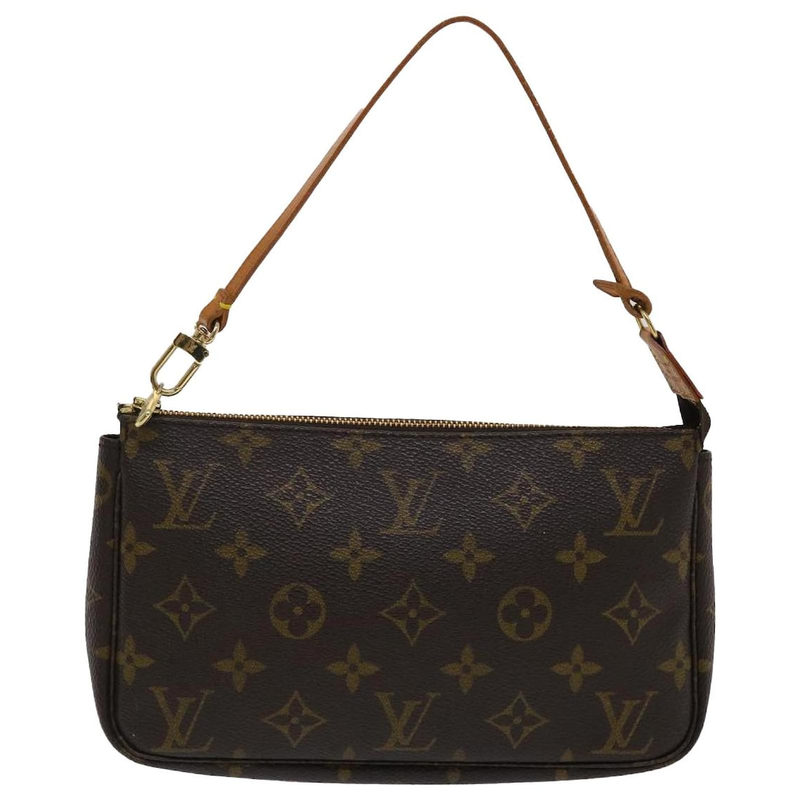 Louis Vuitton Monogram Canvas Cosmetic Pouch Gm M47353