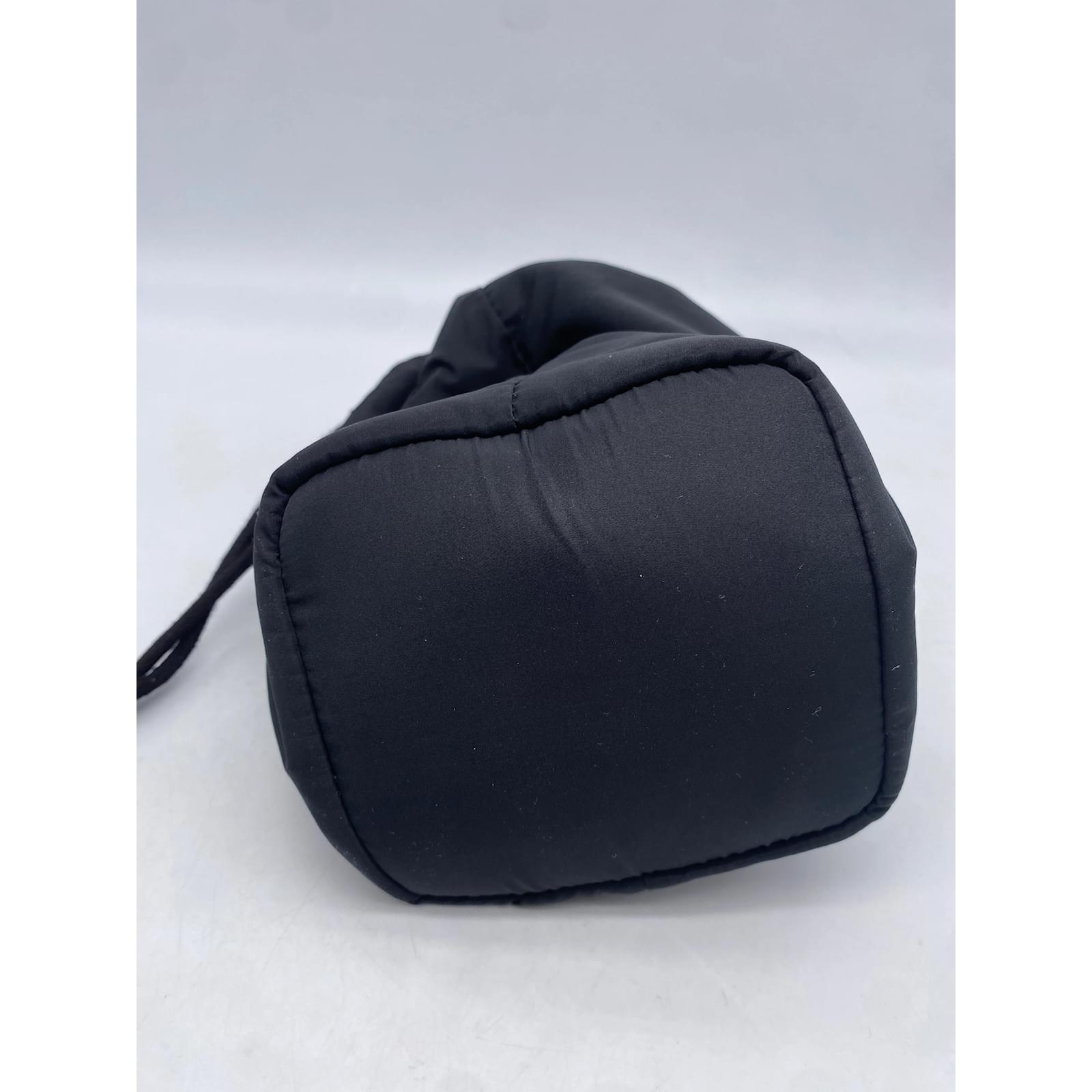 CHANEL Clutch bags T. Polyester Black ref.1018081 - Joli Closet