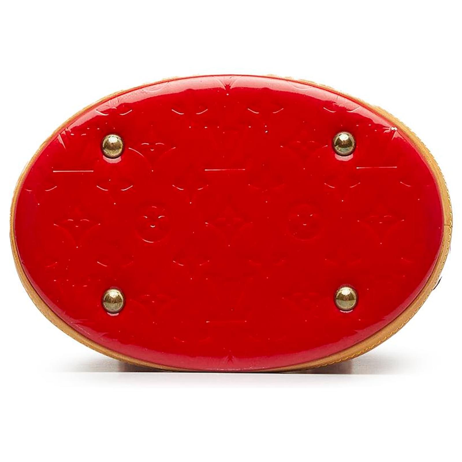 Louis Vuitton Red Vernis Petit Bucket Leather Patent leather ref.1019451 -  Joli Closet
