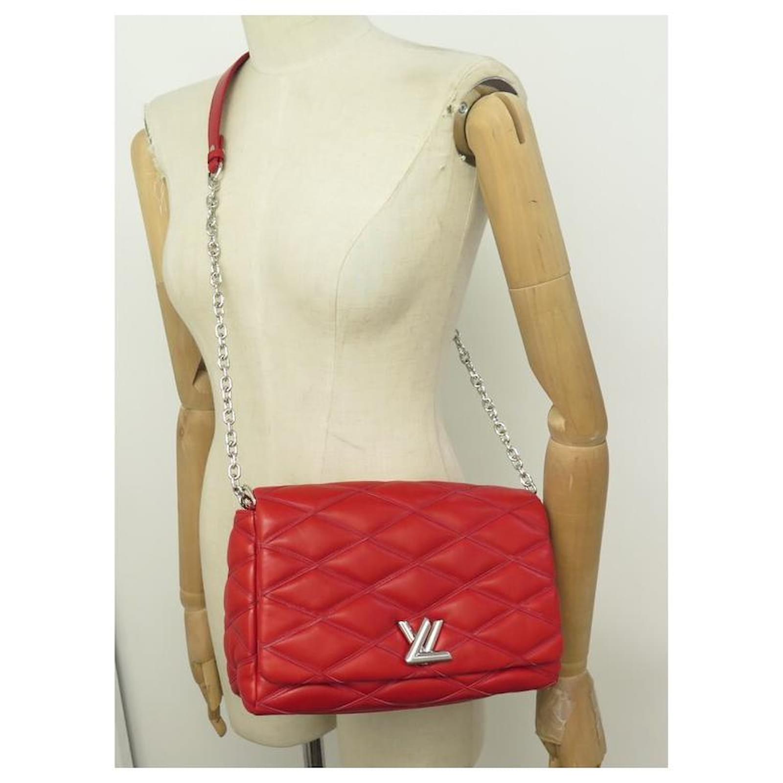 Go 14 leather handbag Louis Vuitton Red in Leather - 30353445