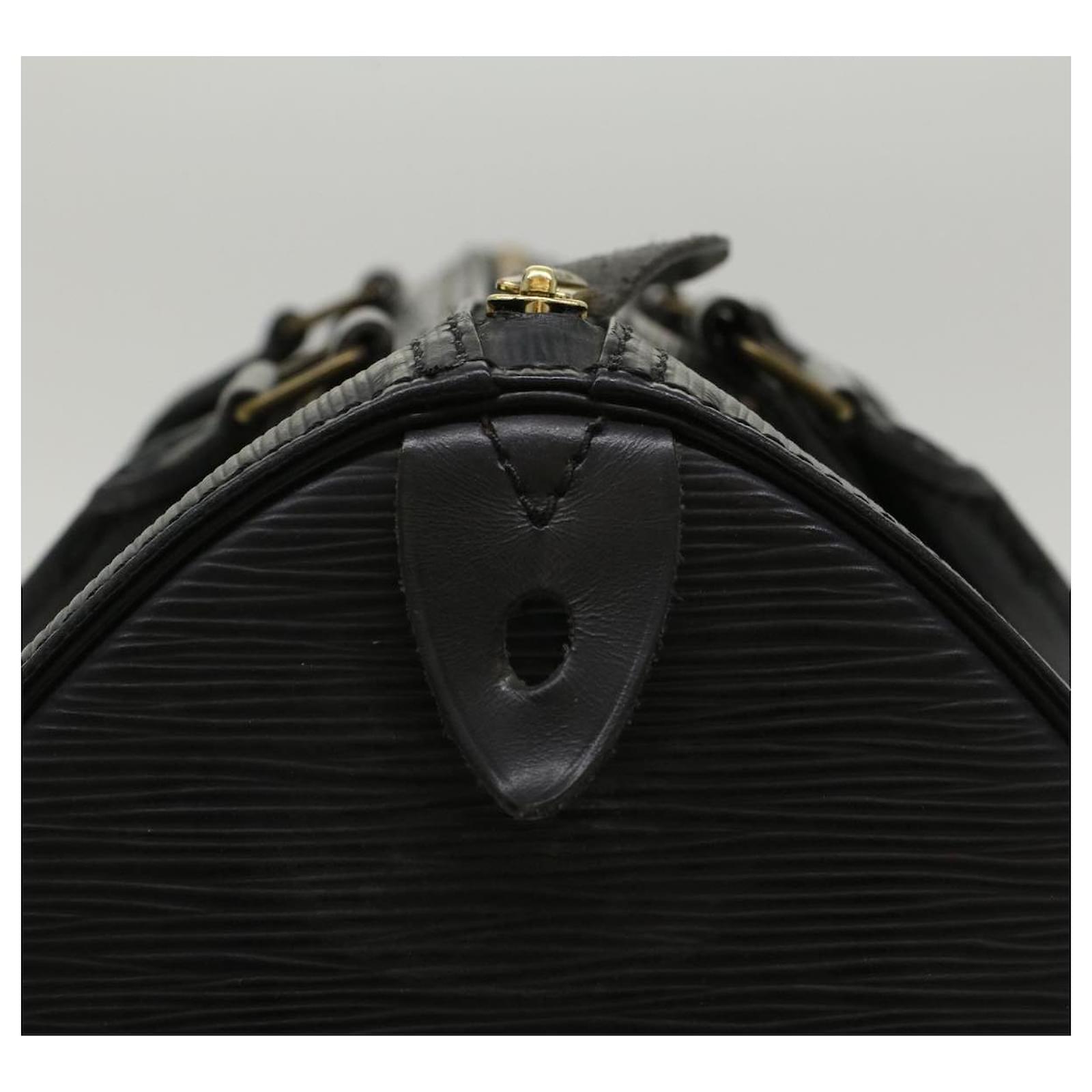 Louis Vuitton Epi Speedy 30 Hand Bag Noir Black M43002 LV Auth 46634  Leather ref.975850 - Joli Closet