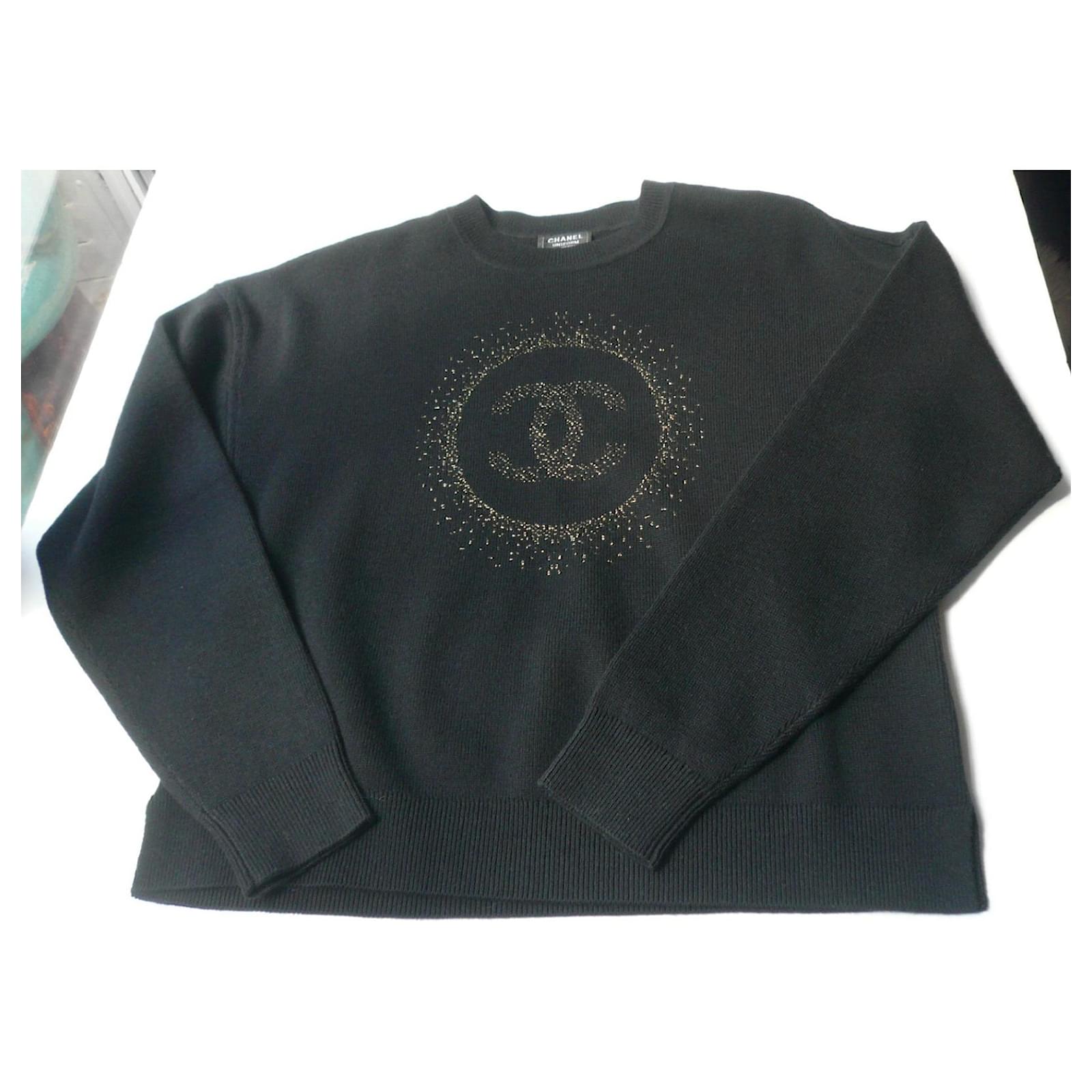 Vintage chanel crewneck discount sweatshirt