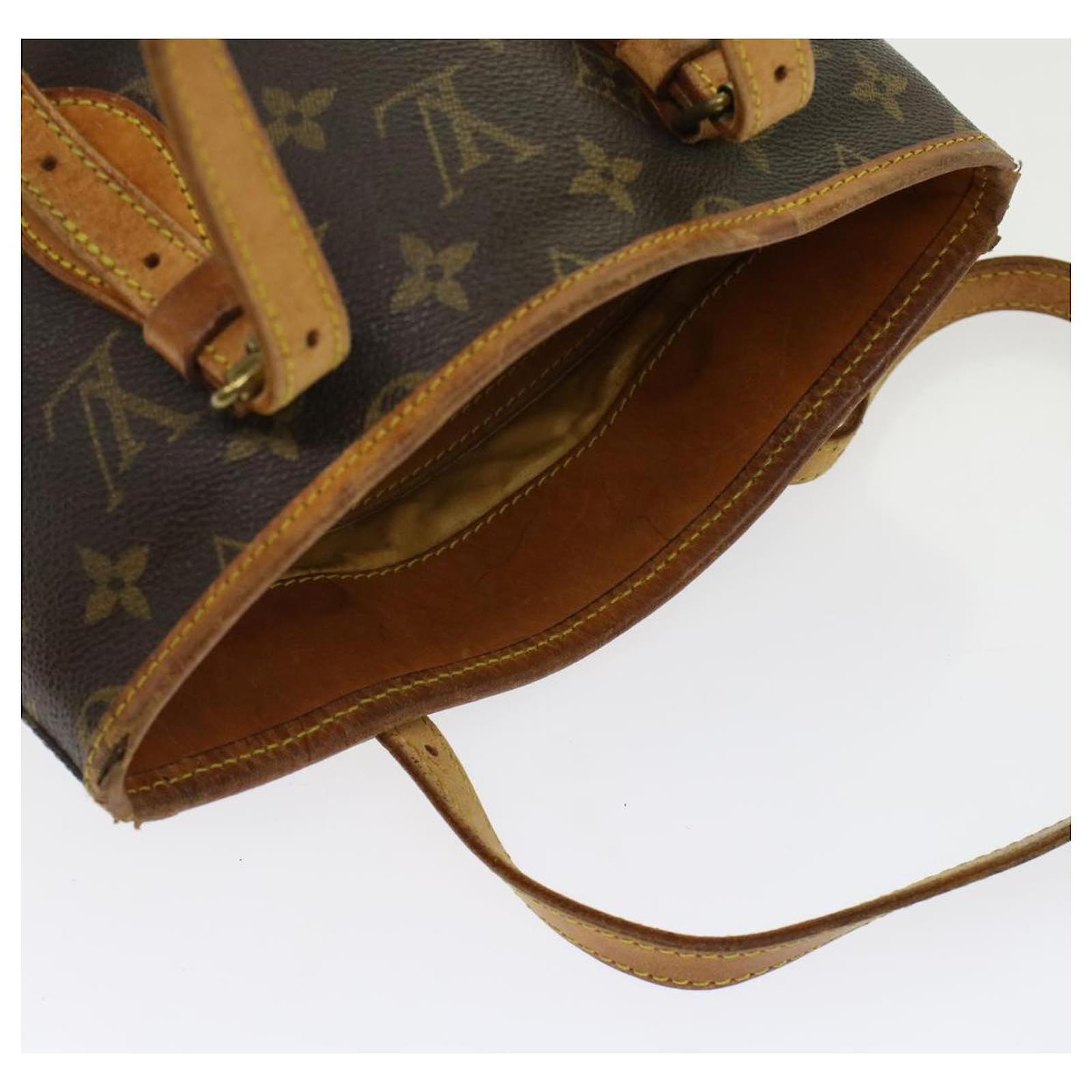 LOUIS VUITTON Monogram Bucket PM Shoulder Bag Vintage M42238 LV Auth bs6909  Cloth ref.1027378 - Joli Closet