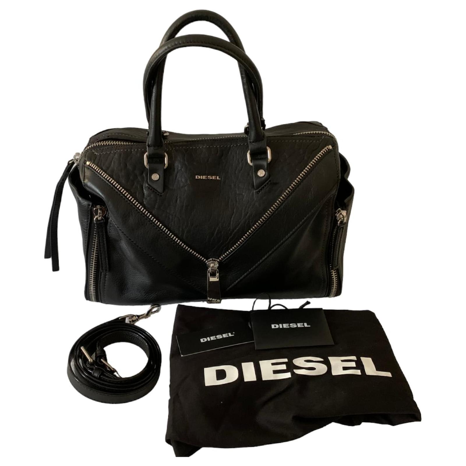 Diesel black leather boston styled bag ref.1031487 - Joli Closet