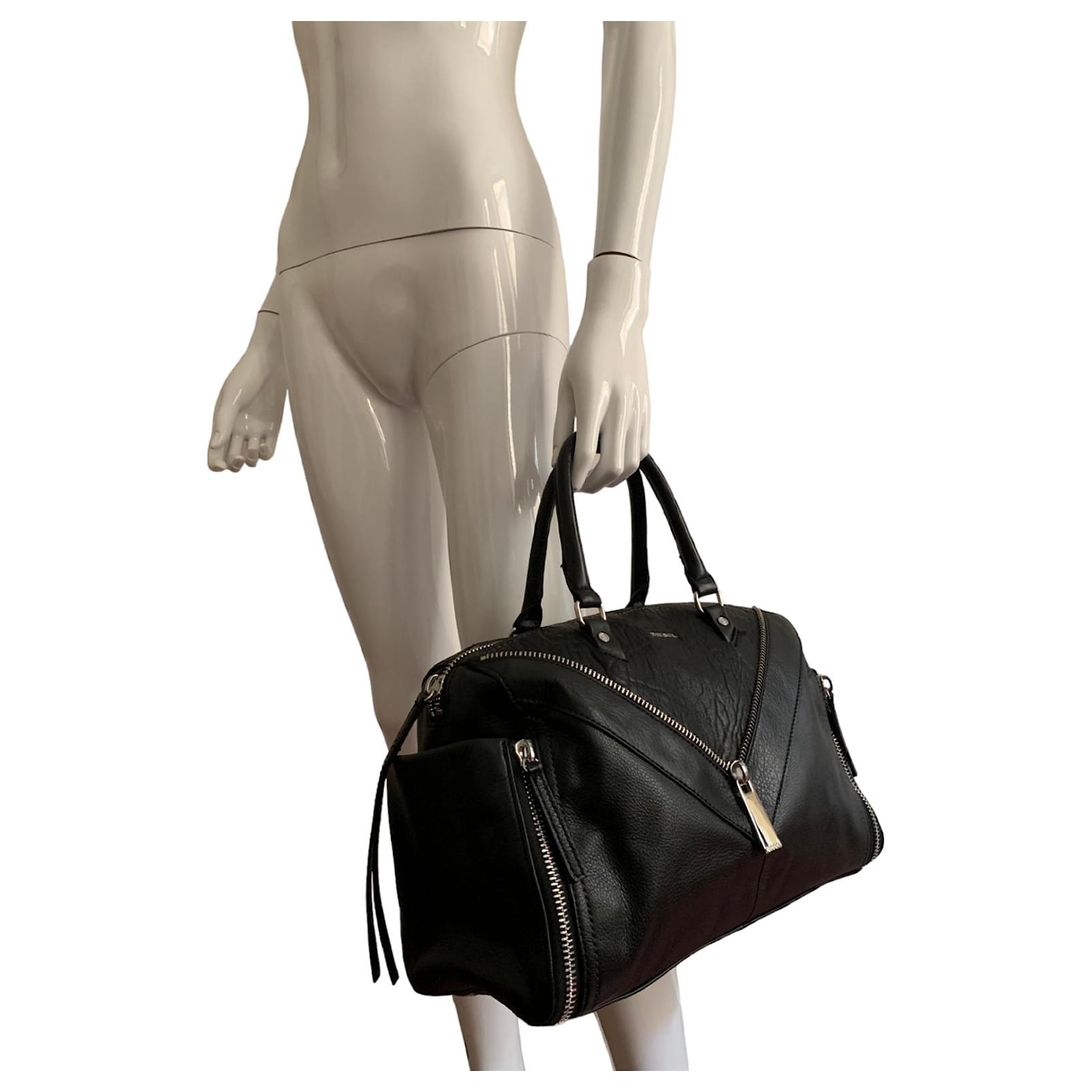 Diesel black leather boston styled bag ref.JC1031487 (Sold) - Joli