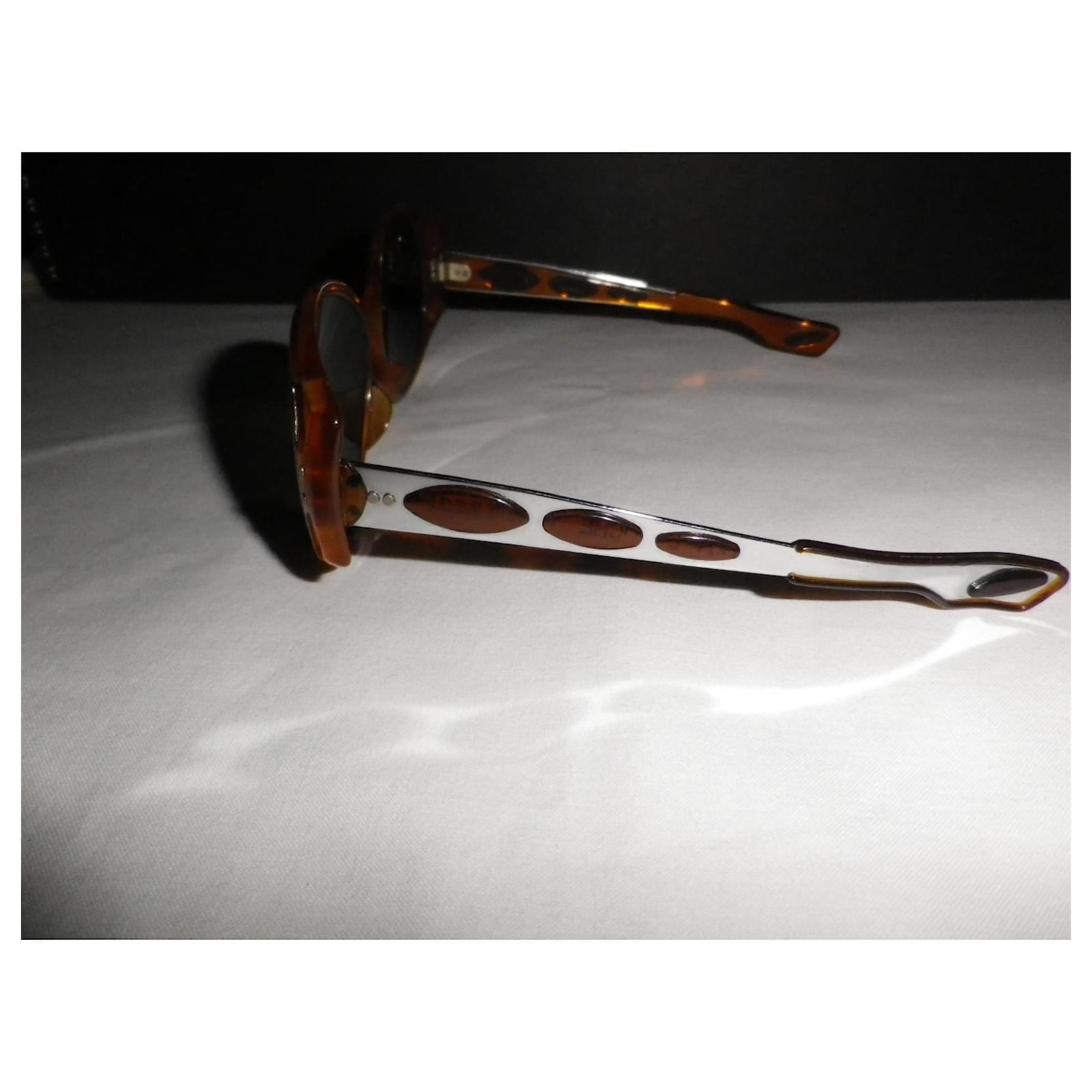 VINTAGE SUNGLASSES GUY LAROCHE PROTOTYPE 1/3 FABRICATION ANDRé LAFFAY 70s -  ORIGINAL AND UNWORN GLASSES – ratticollector