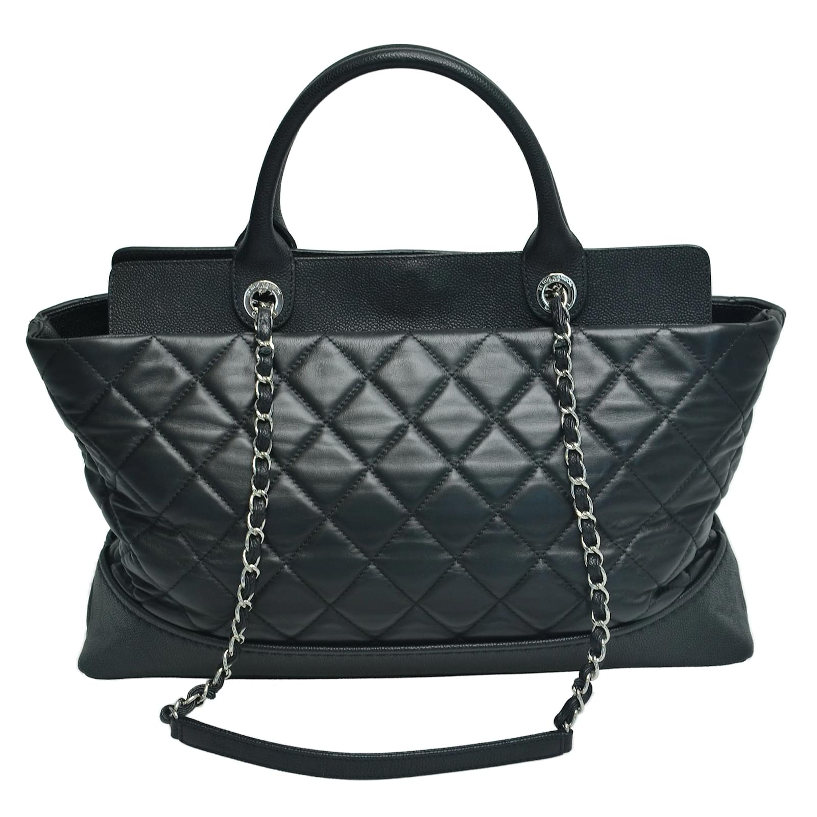 Chanel Black Quilted Be CC lined Handle Tote Bag Leather ref