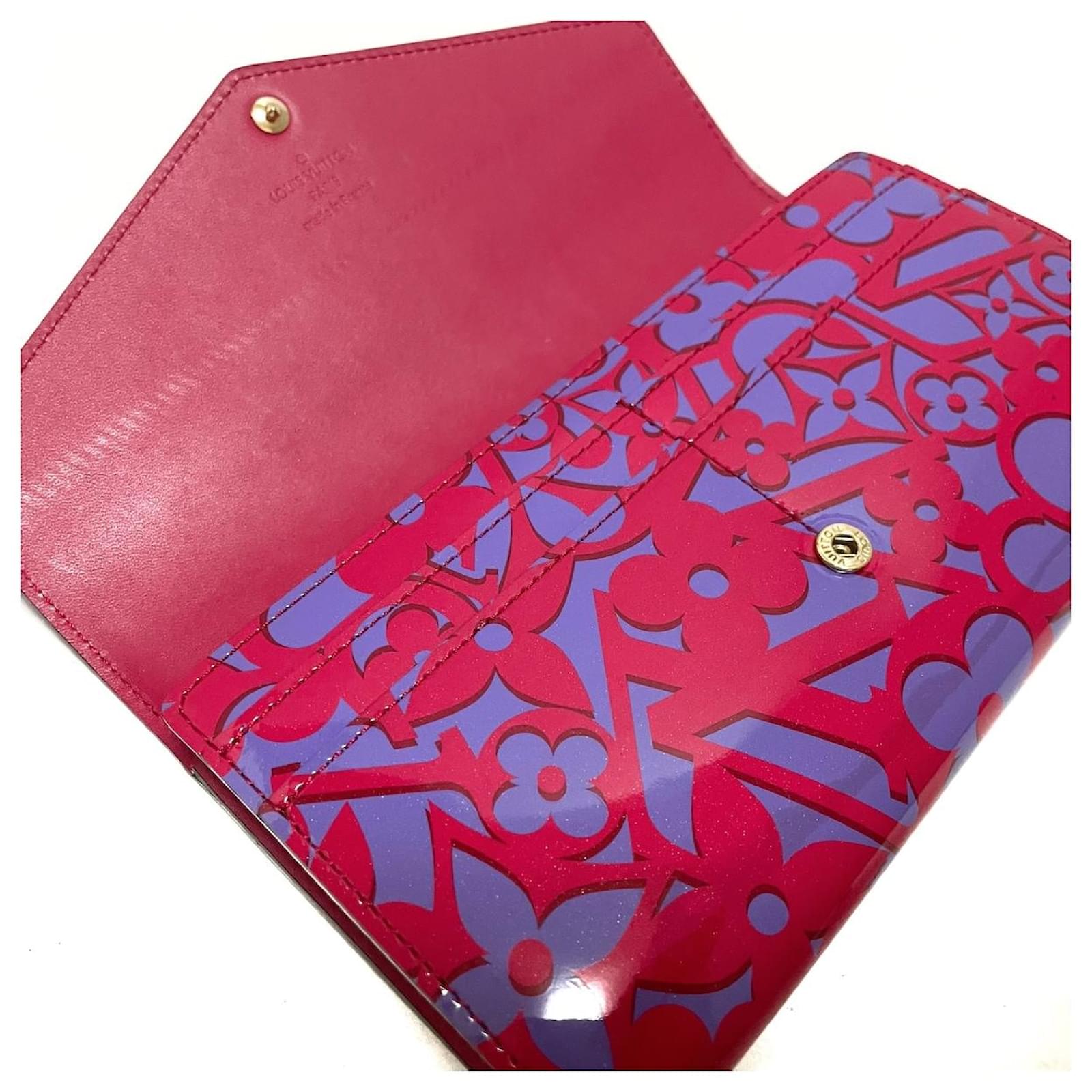Louis Vuitton Purses, wallets, cases Red Leather ref.941116 - Joli Closet