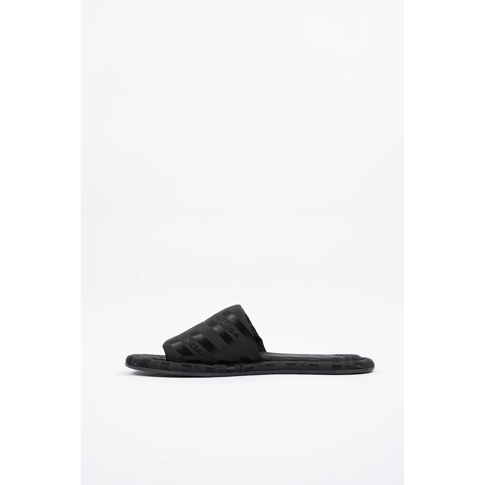 Balenciaga hotel sale slippers