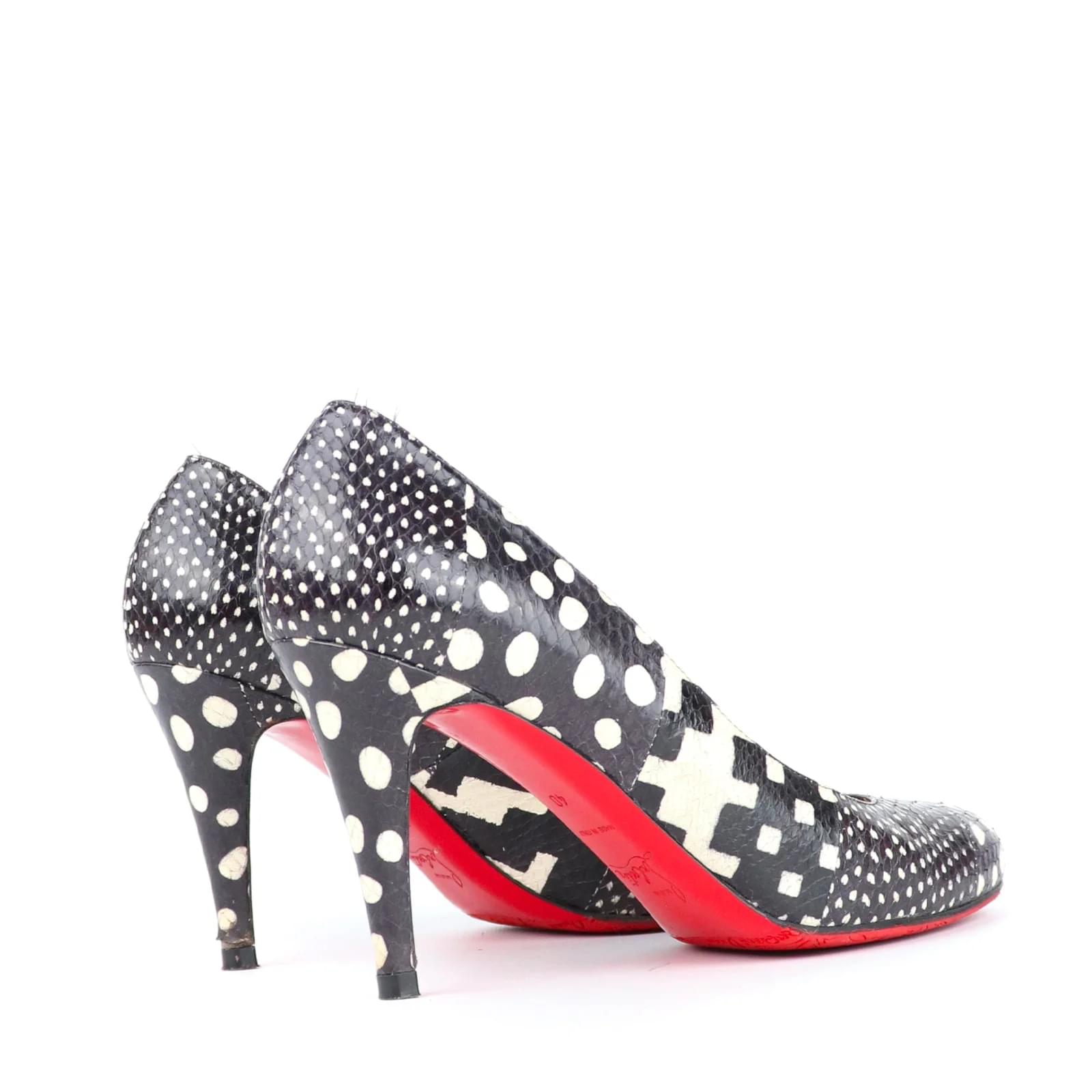 Christian louboutin polka hot sale dot so kate