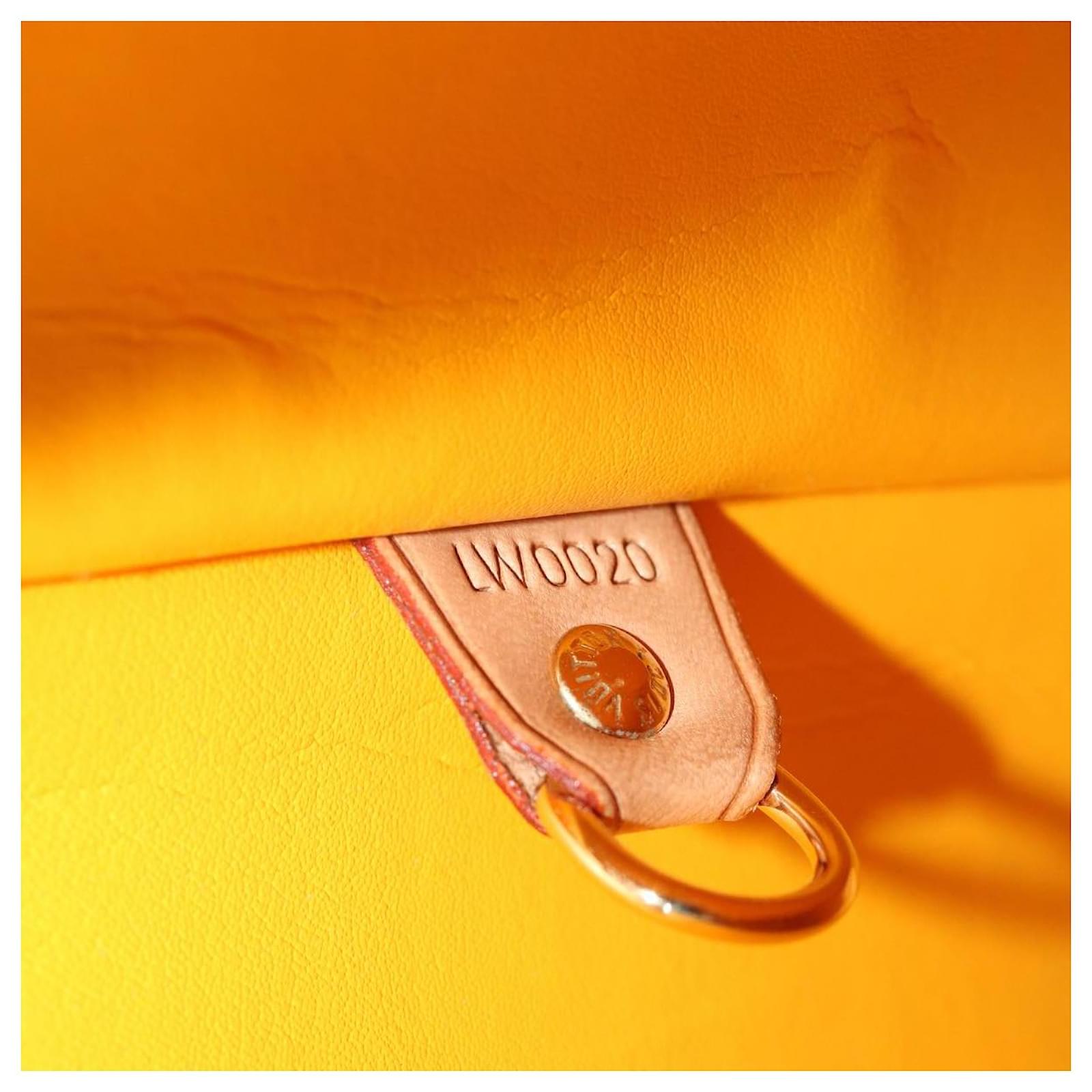 Louis-Vuitton-Monogram-Vernis-Houston-Noisette-Tote-Bag-M91340