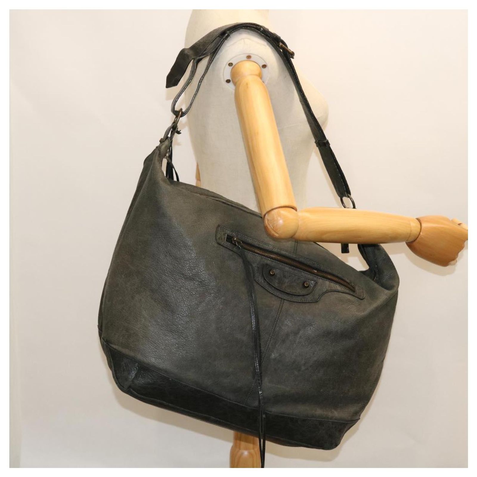Everyday Balenciaga Courier Xl Grey Leather ref.JC1047756 (Sold 