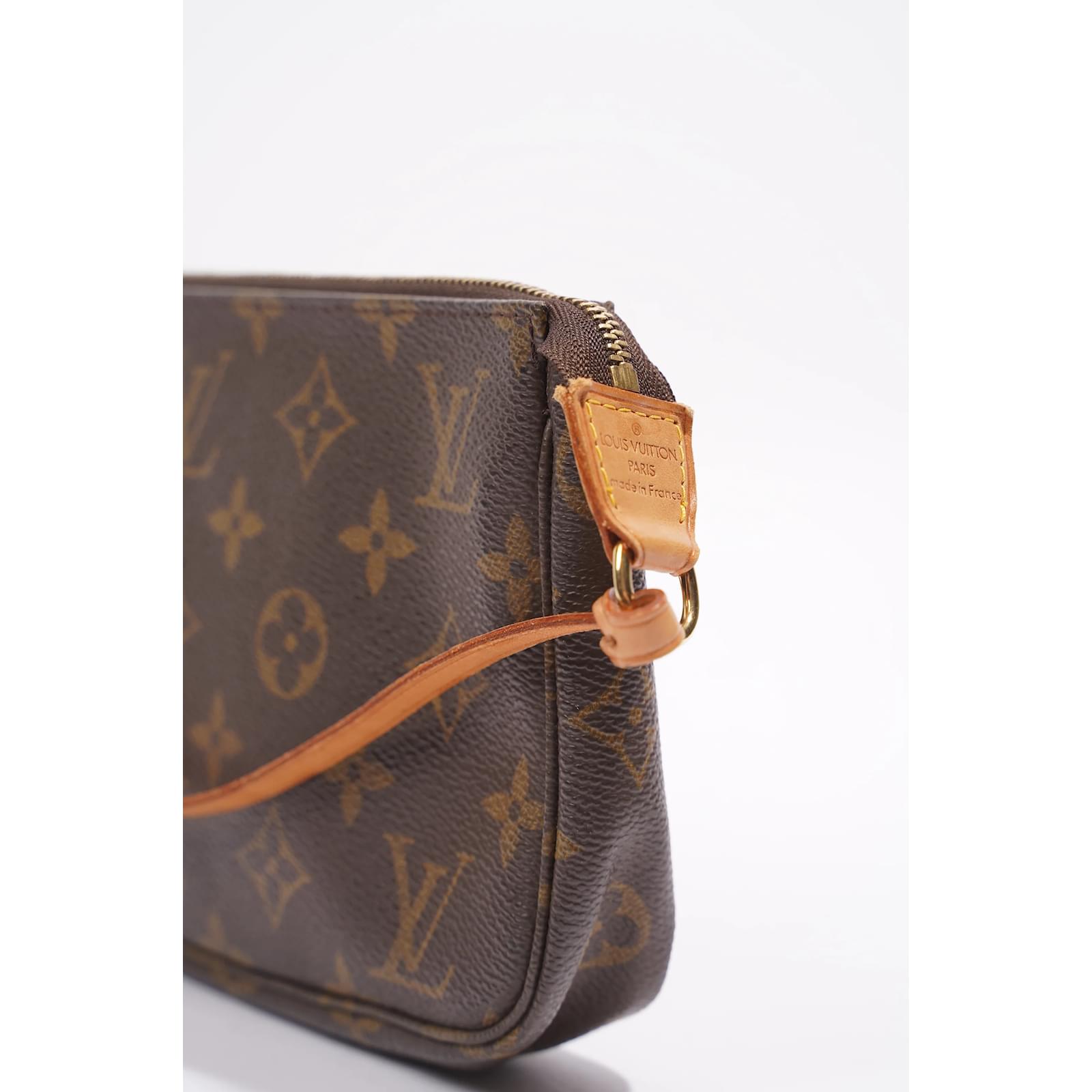 Louis Vuitton Pochette Accessoires Monogram Canvas