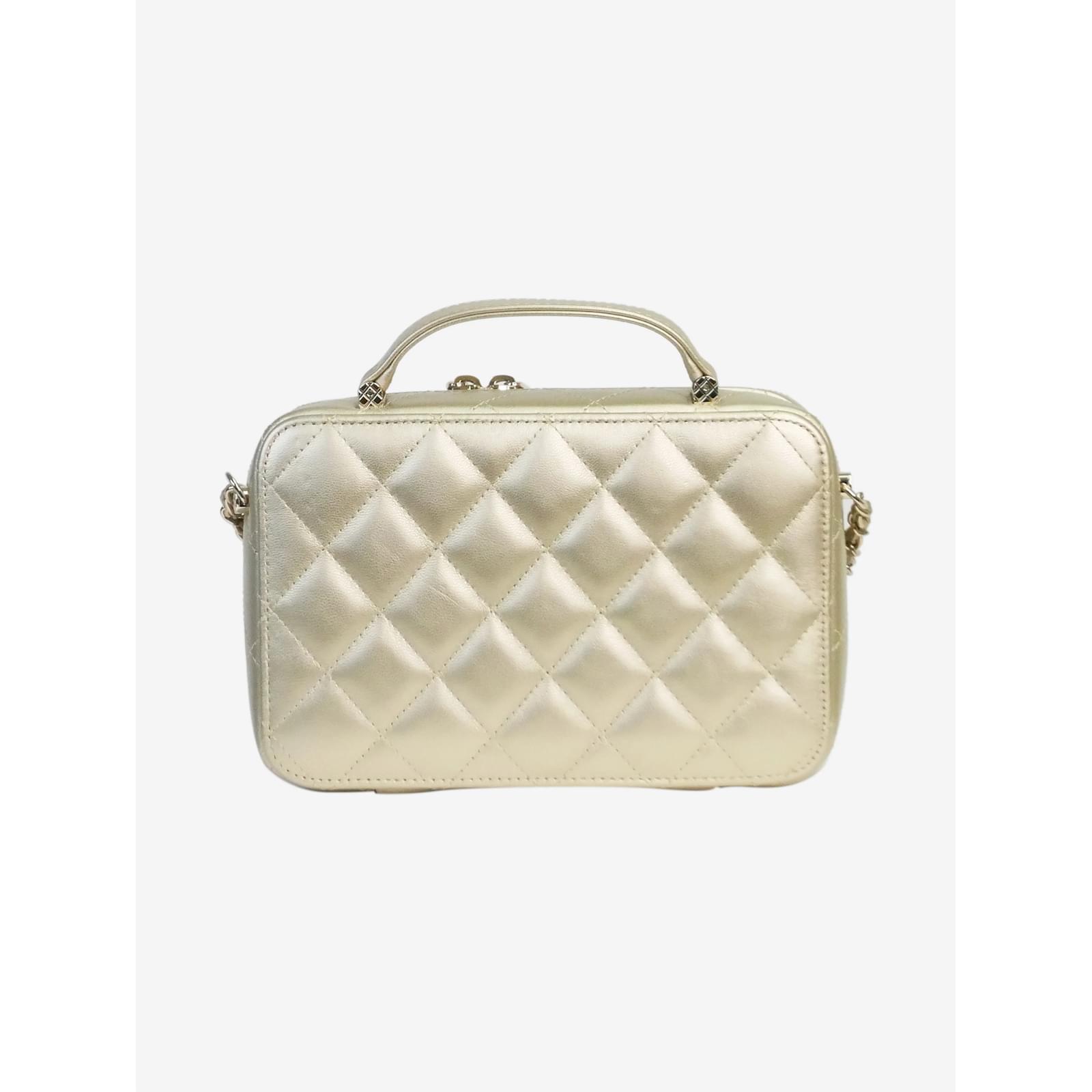 Chanel Gold lambskin quilted Vanity Case bag Golden Leather ref