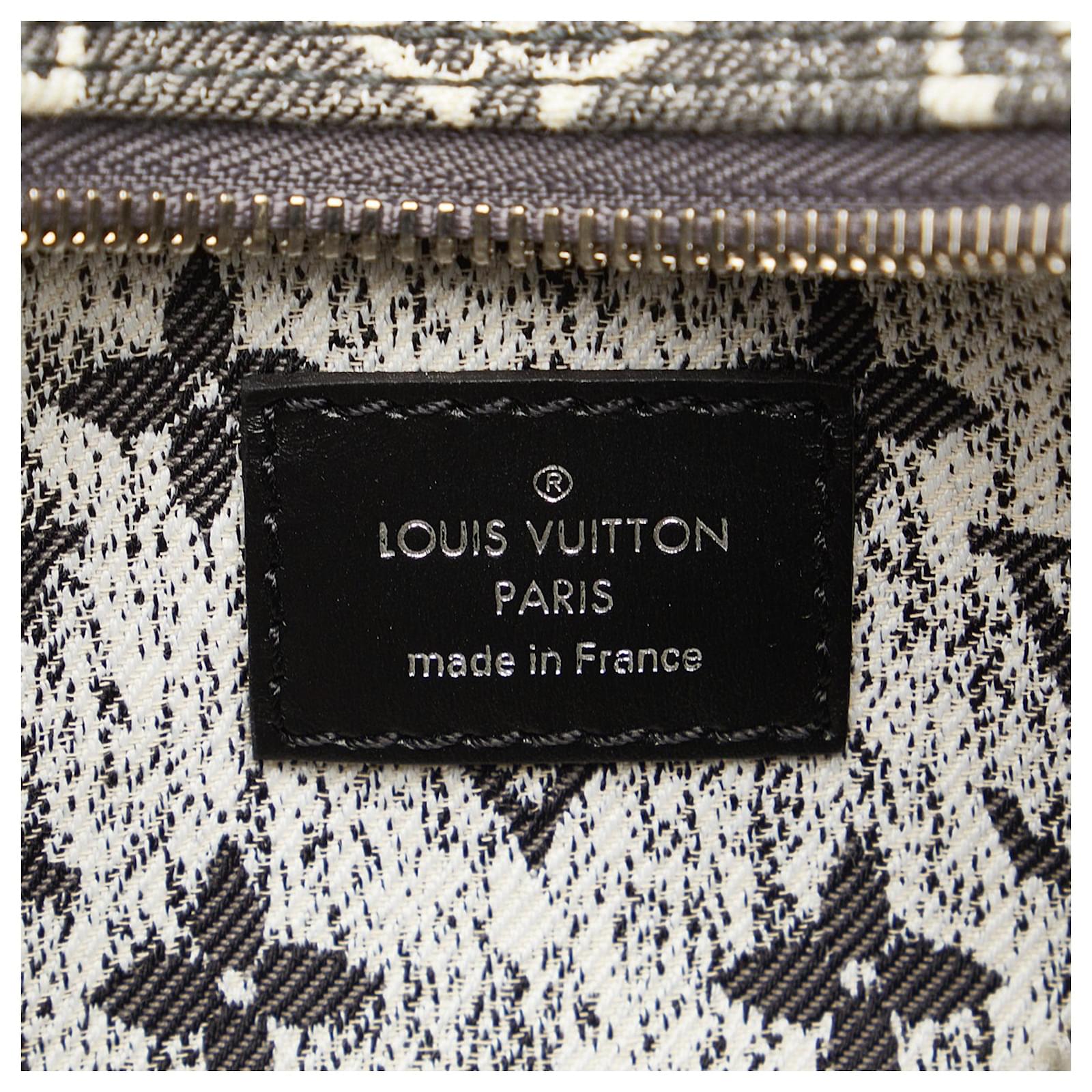 Louis Vuitton Gray Monogram Jacquard Denim Loop PM Grey Cloth ref.1058445 -  Joli Closet