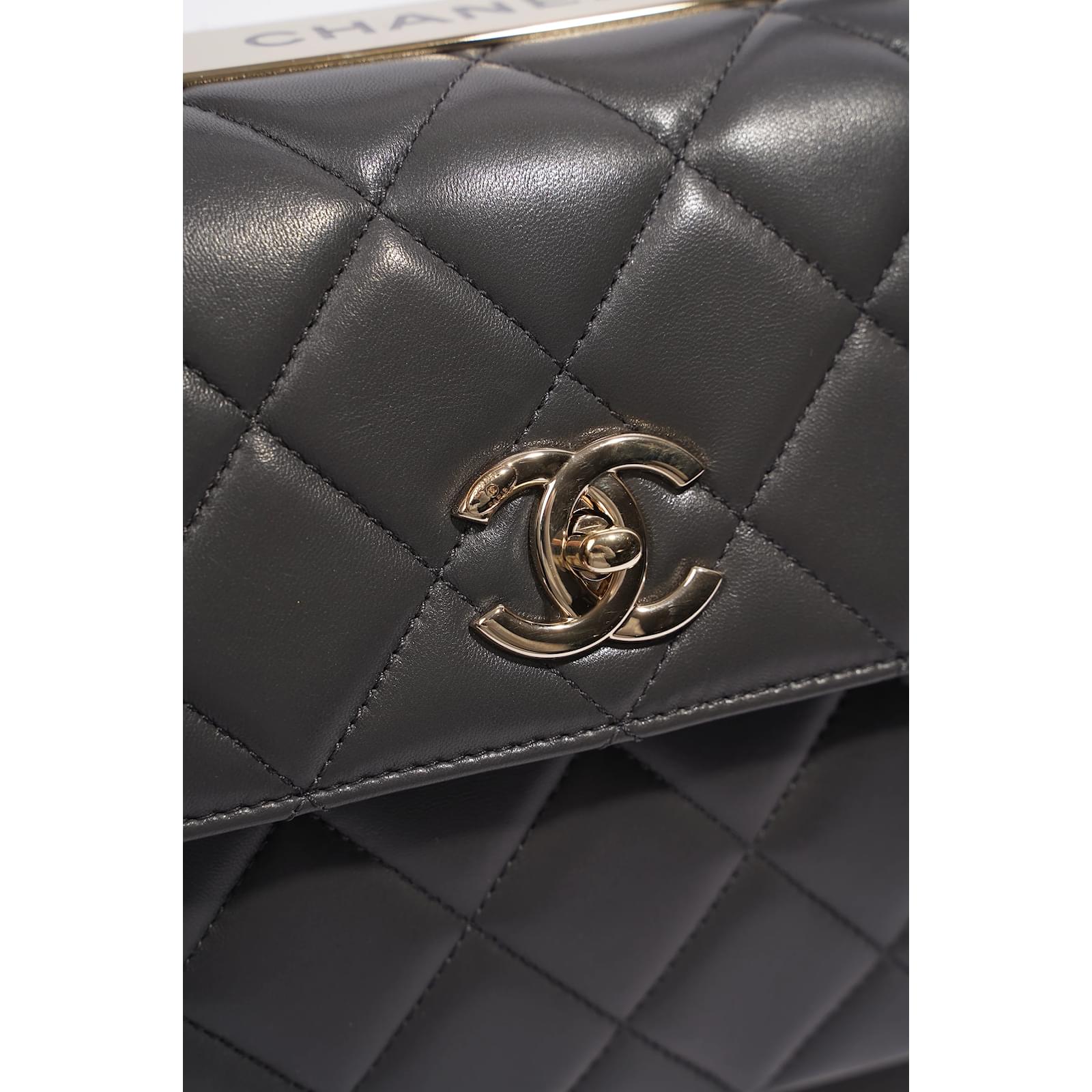 Bolsa Chanel CC Trendy Couro Pele De Cordeiro Cinza Pequena ref.1061833 - Joli  Closet