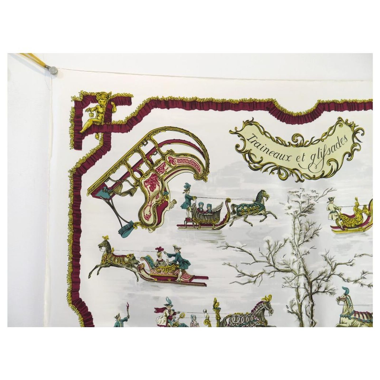 Hermès FOULARD HERMES TRAINEAUX ET GLISSADES DE LA PERRIERE CARRE