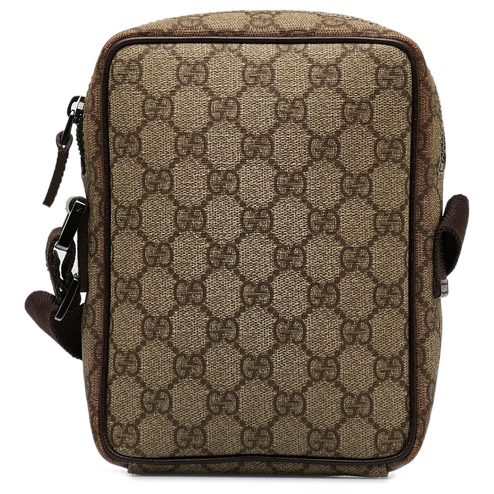 ショルダーバッグ・ポシェット GUCCI  Crossbody Bags Women Fabric Beige/Brown Gucci GG Marmont Small Matelasse Leather Chain Crossbody Bag