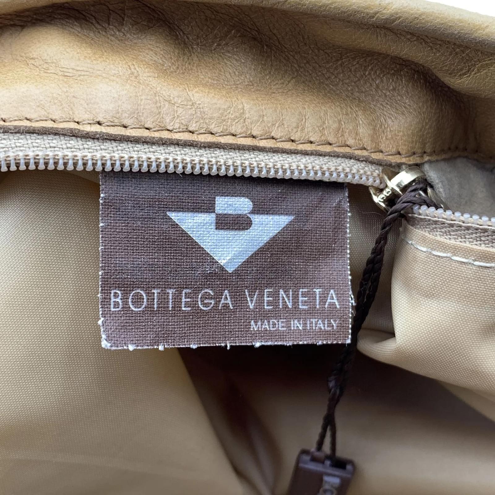 Bottega Veneta Shoulder Bag Vintage Intrecciato Beige
