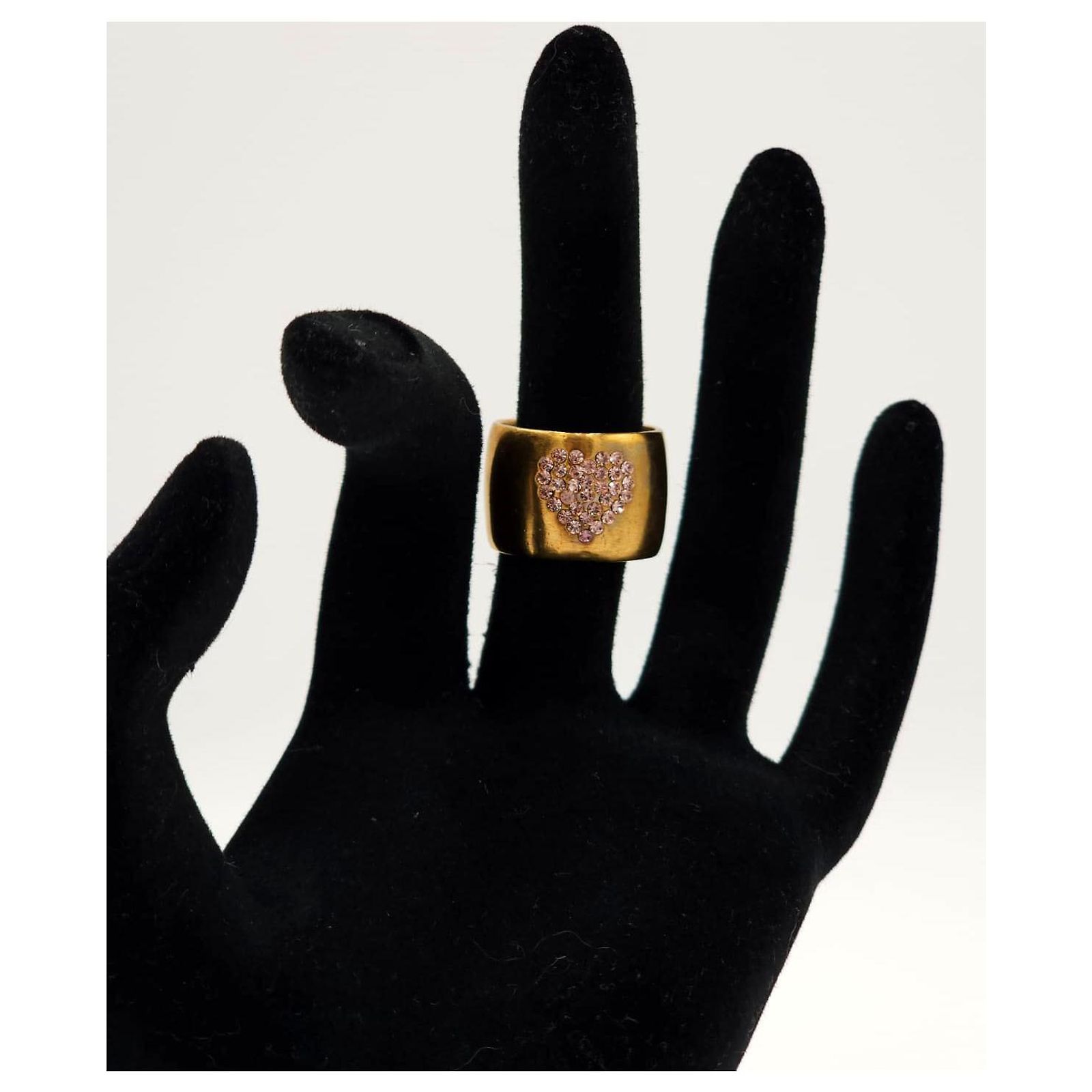 Chanel Vintage Rhinestone lined Sided Ring Golden Metal ref.1080275 ...