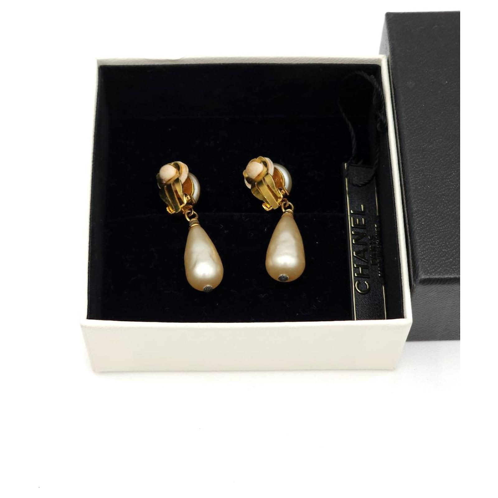 Real Housewives of Beverly Hills: Season 11 Episode 5 Kyle's Chanel Pearl  Drop Earrings | Shop Your TV