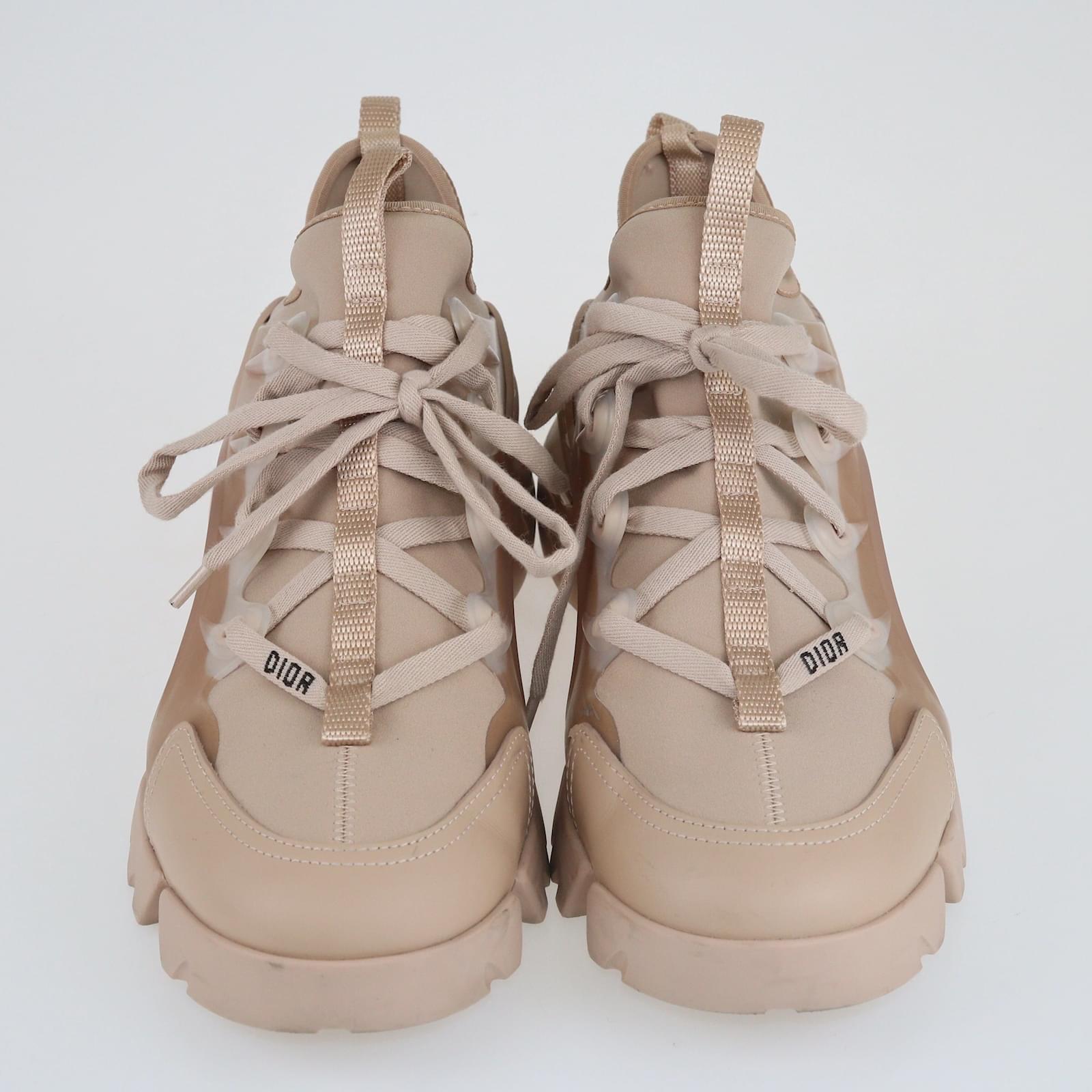D Connect Dior Beige Trainers Dior Beige D-Connect Sneakers Cloth