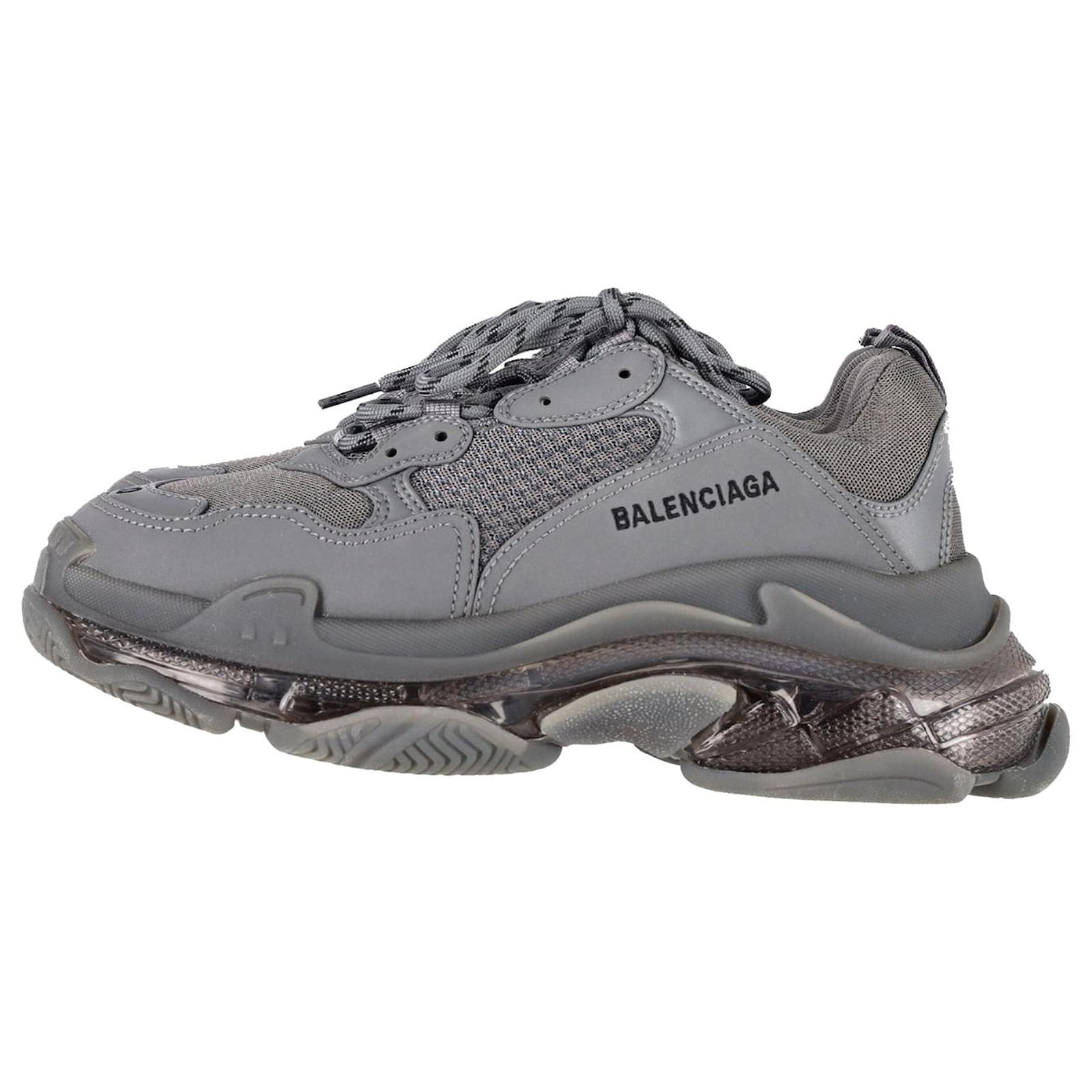 Grey balenciaga triple outlet s