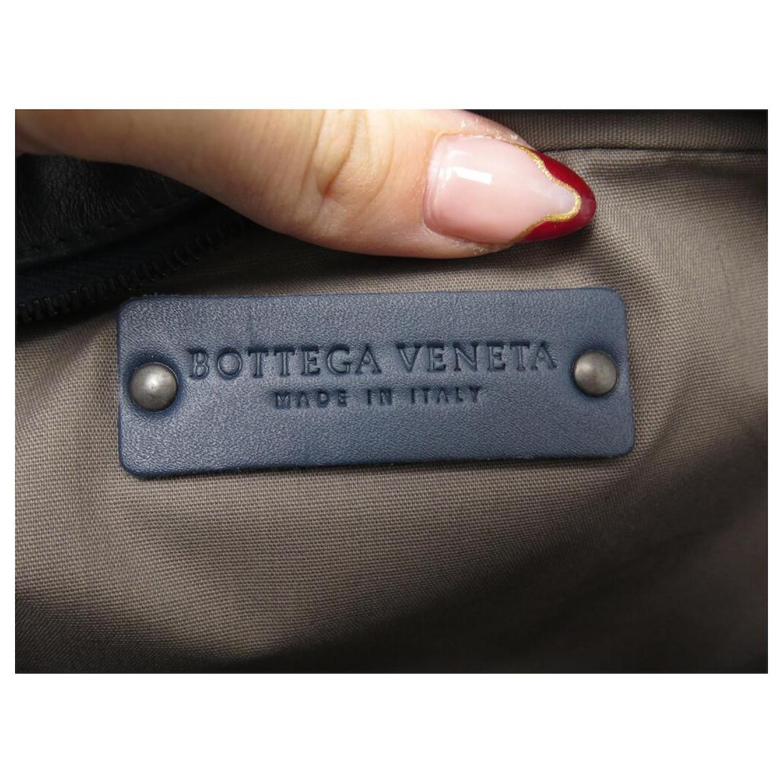 Black pouch - Bottega Veneta