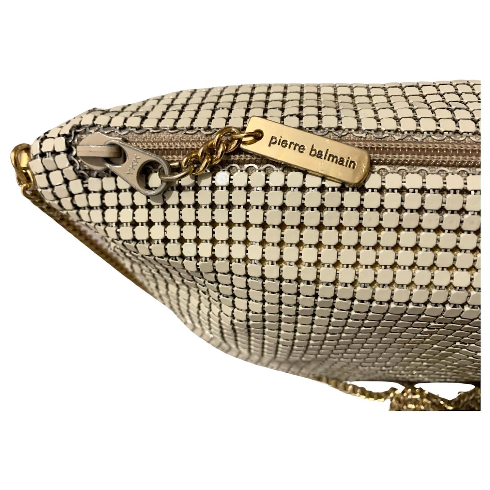 PIERRE BALMAIN evening bag in gold metal Beige Gold hardware ref PIERRE BALMAIN evening bag in gold metal Beige Gold hardware ref