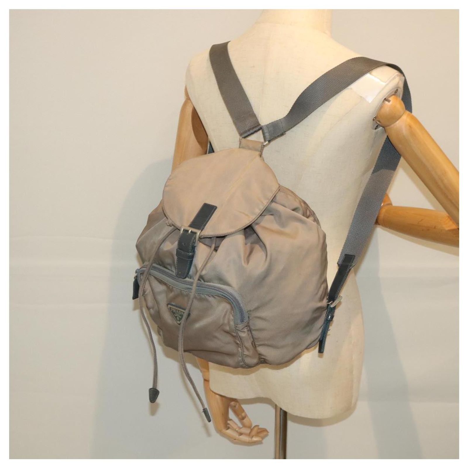 PRADA Backpack Nylon Gray Silver Auth BA9159 Prada Gray Leather Backpack Brown ref.1454844 - Joli Closet main image 3