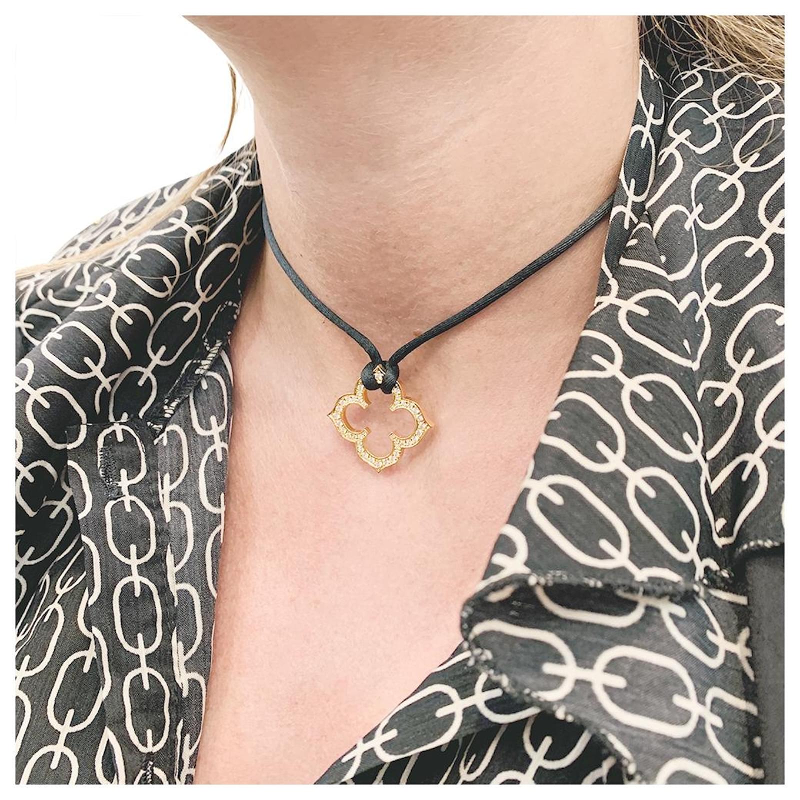 Chopard Happy Diamonds Clover Necklace 796472-9005 – Opulent Jewelers