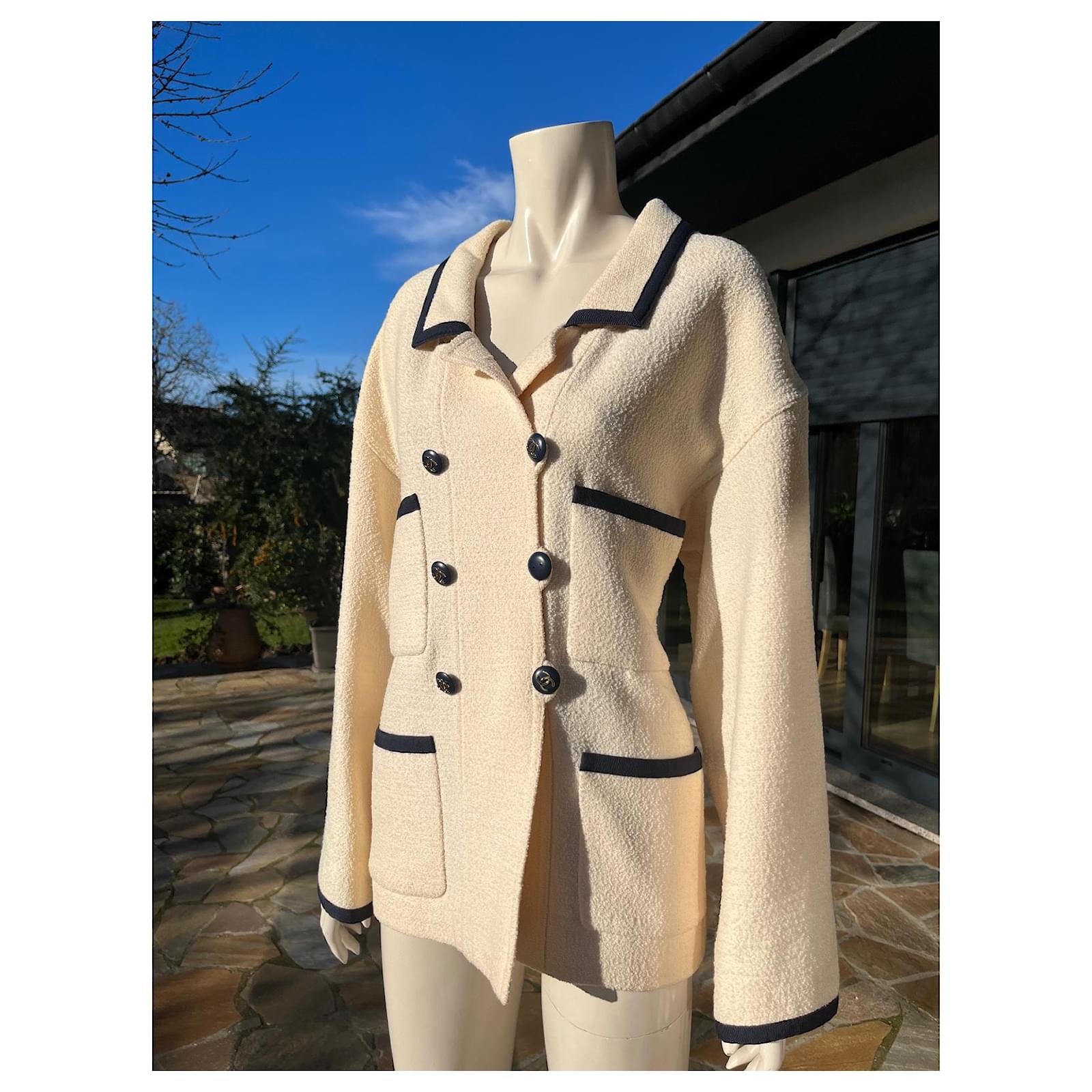 CHANEL 25S TWEED JACKET 635