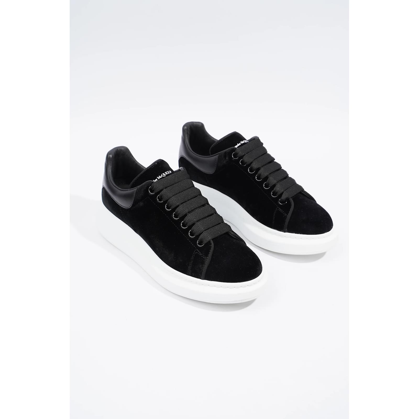 Alexander McQueen Oversized Sneaker Black Velvet EU Uk