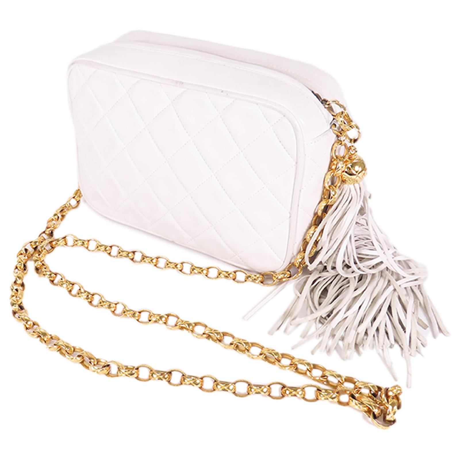 【CHANEL】CC diamond-quilted tassel crossbody bag★シャネル Chanel Quilted Tassel Crossbody Bag - Chanel - DOMO Luxury