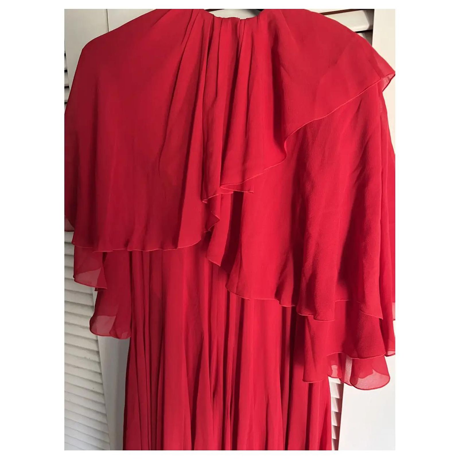 Robe Longue En Soie Rouge Valentino - Taille 40 (S), Manches Longues, Neuve Avec étiquettes, Fabriquée En Italie
