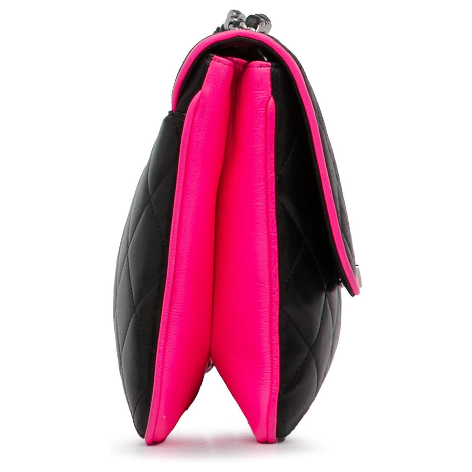 Chanel Black Large Lambskin Divine Flap Pink Leather ref.1336108