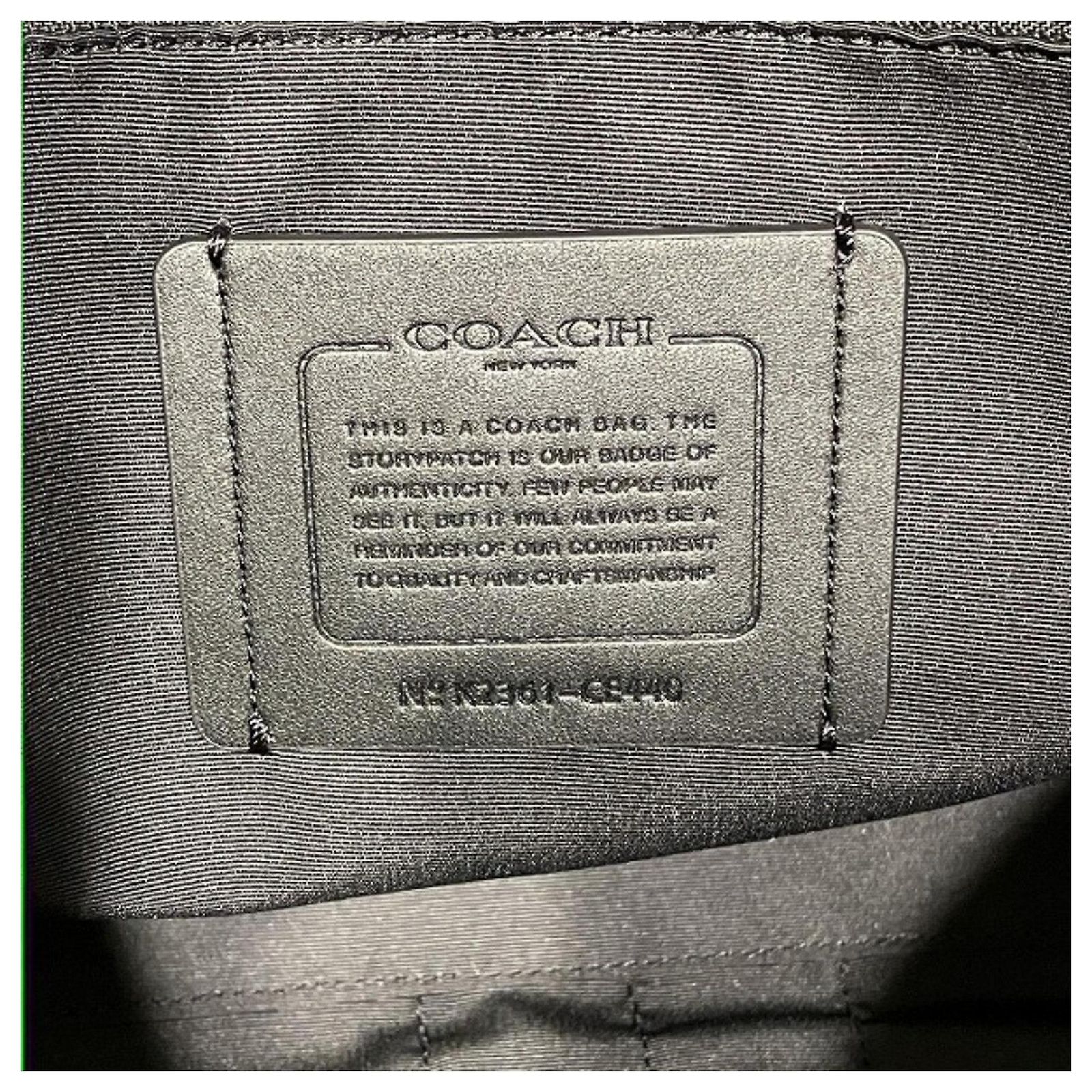 1341399 Coach Signature Black Leather ref.1341399 - Joli Closet