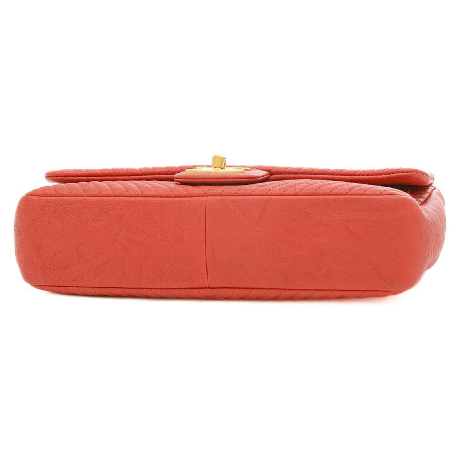 1344708 Timeless Chanel chevron Red Leather ref.1344708 - Joli Closet