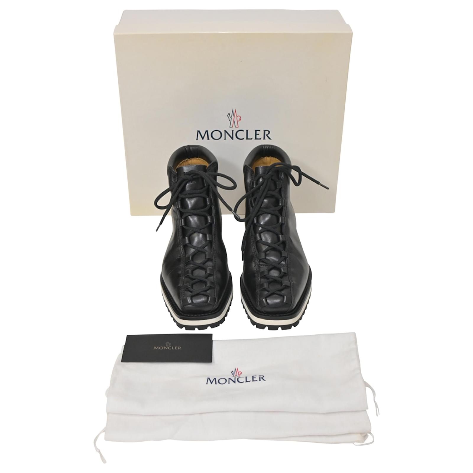 Moncler Gamme Bleu Lace-Up Boots in Black Leather ref.JC1361325