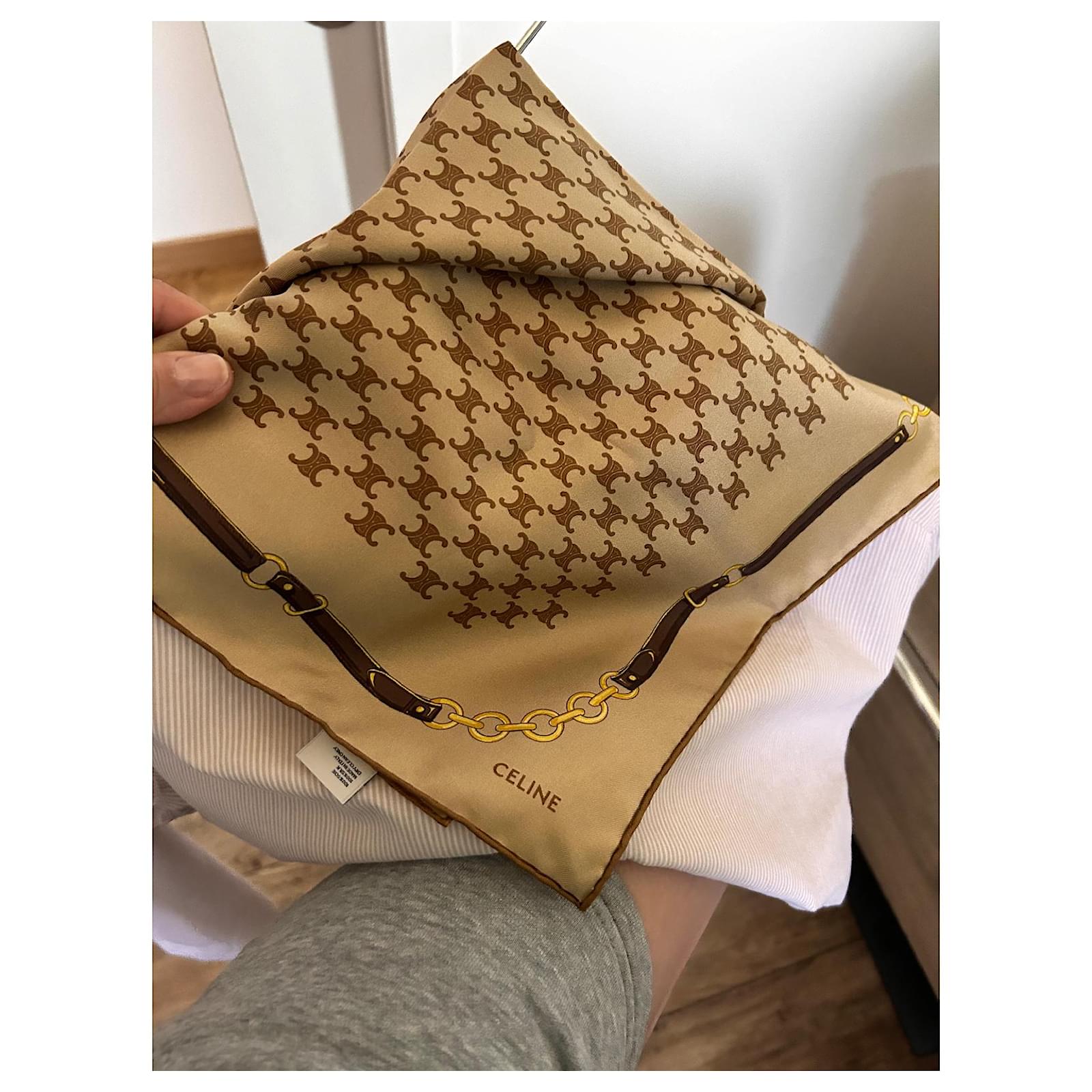 Céline Silk Heritage Celine Bandana Beige Camel ref.1379980