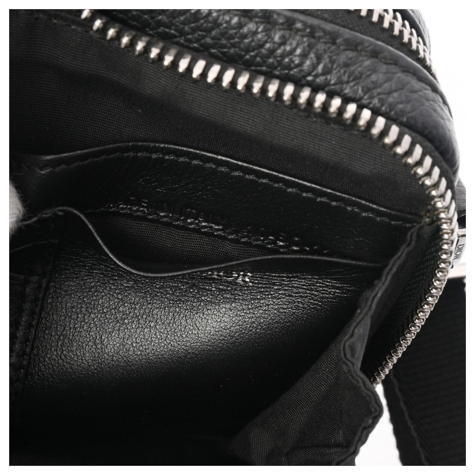 DIOR Black Leather ref.1400604 - Joli Closet