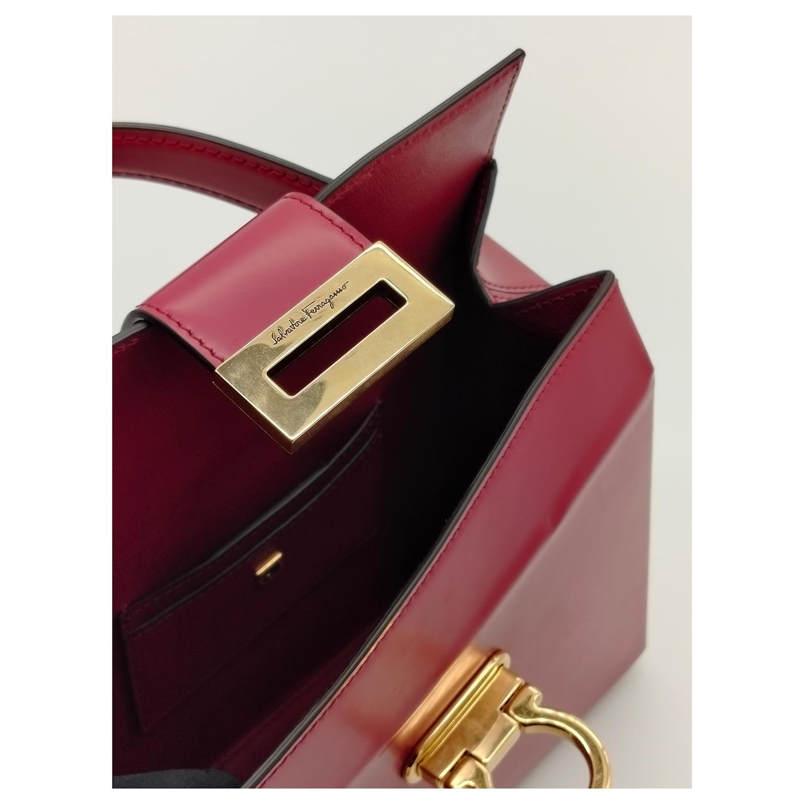 Salvatore Ferragamo Ferragamo Trifolio Box Bag Red Leather