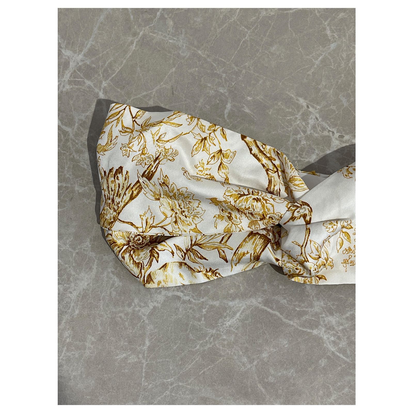 DIOR Hair accessories T. Silk White ref.1421271 - Joli Closet