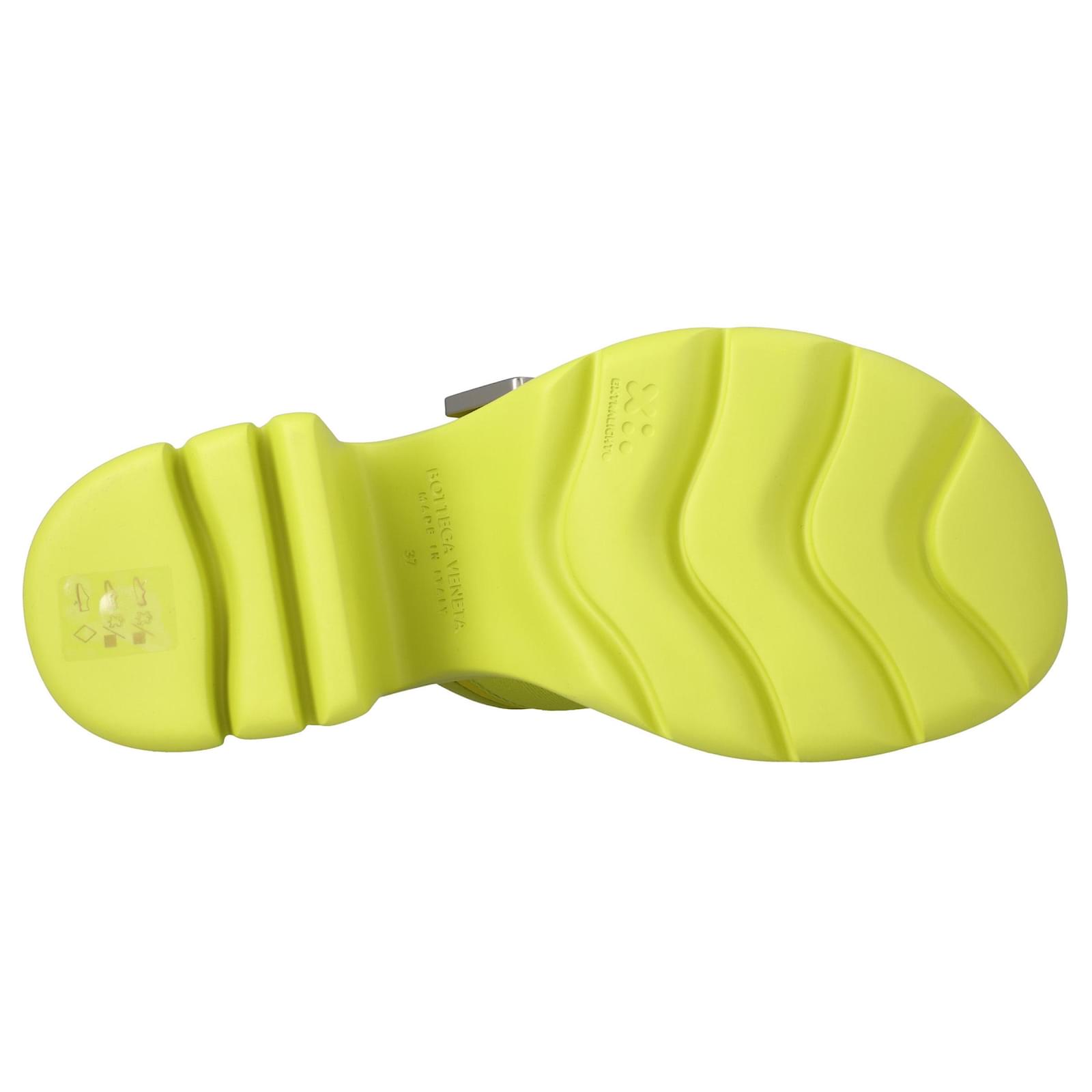 サンダル・ミュール Bottega Veneta Flash Mule Yellow Bottega Veneta Flash Mule yellow Leather ref.1423631 - Joli