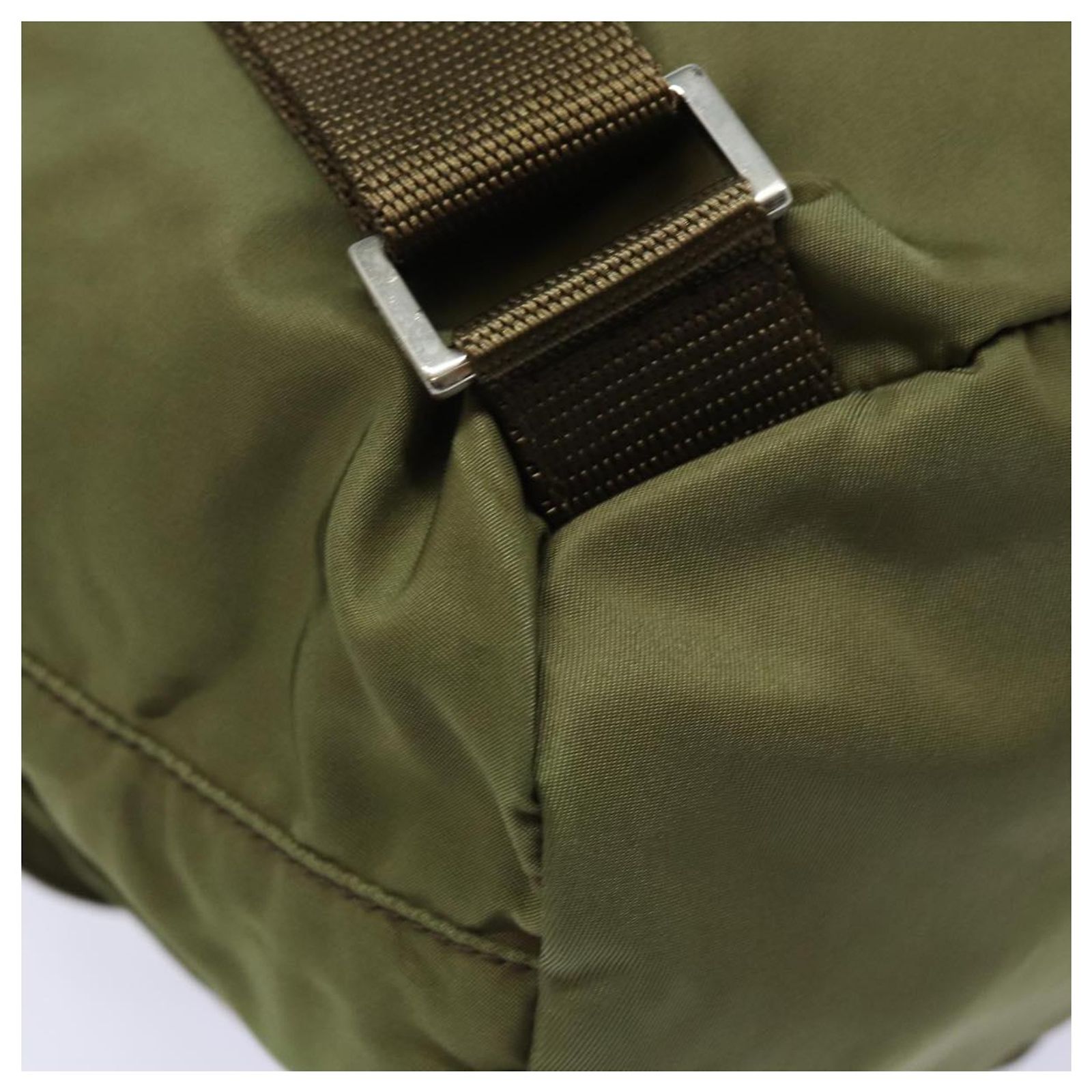 PRADA Shoulder Bag Nylon Khaki Auth 78808 PRADA Shoulder Bag Nylon Khaki Auth 78808 ref.1426910 - Joli  main image 2