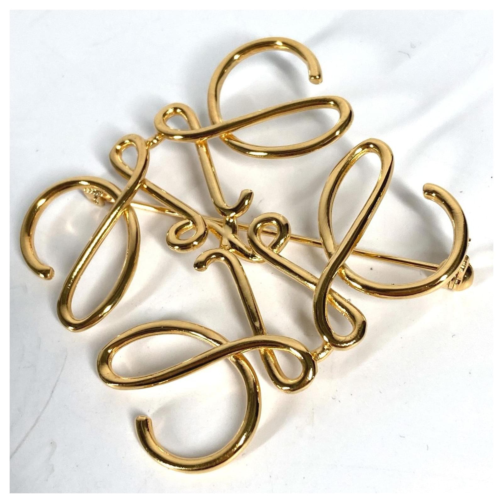 ロエベ　ブローチ Loewe Anagram Golden Metal ref.1427395 - Joli Closet