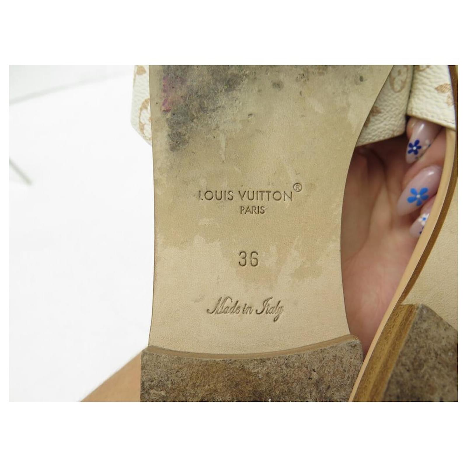 Louis Vuitton ベージュ スエード ミュール NINE LOUIS VUITTON MULES FLAT LV FRAME MONOGRAM 1ACXIG 36